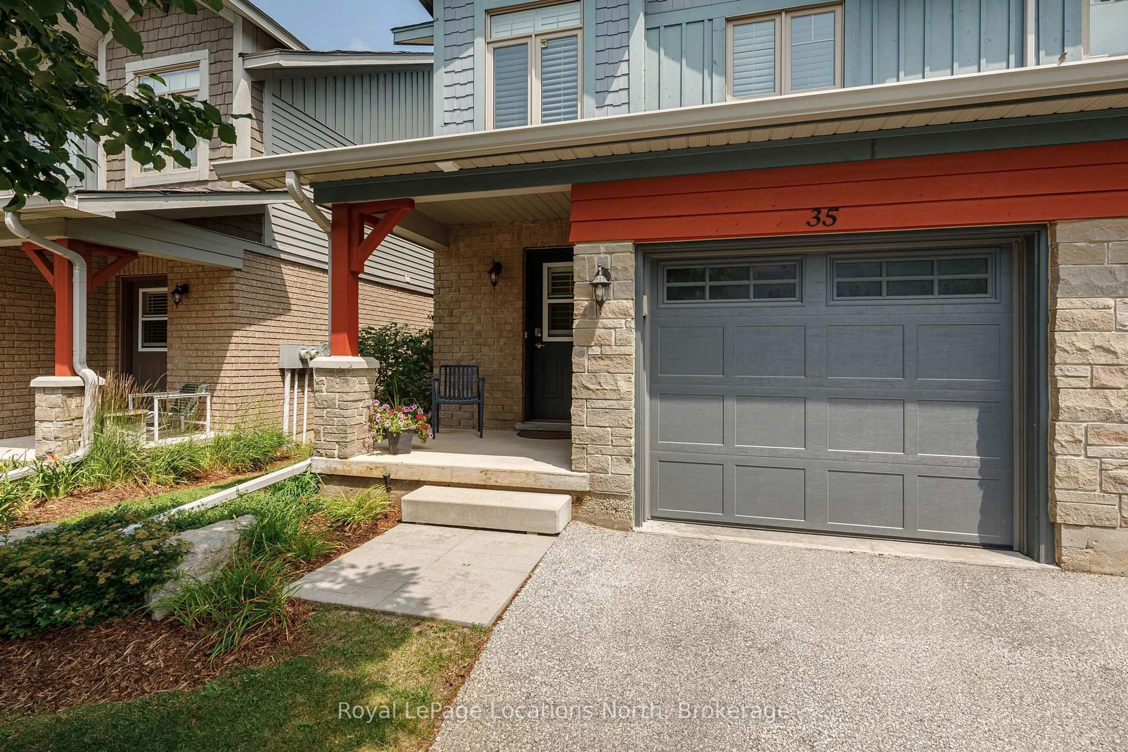 Home with brick exterior material, street for 35 Silver Glen Blvd, Collingwood Ontario L9Y 0G9