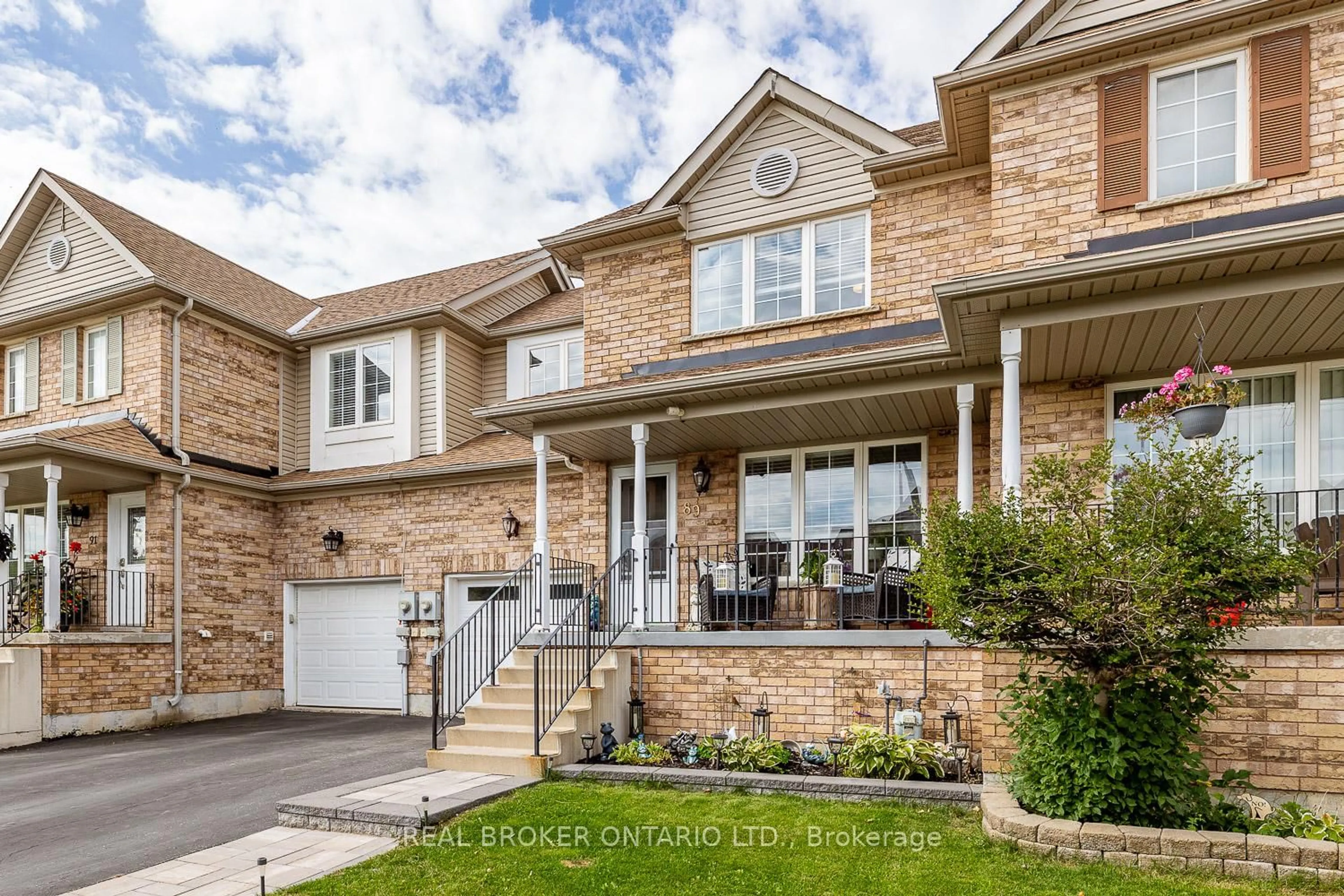 Home with brick exterior material, street for 89 Bentley Cres, Barrie Ontario L4N 0Z1