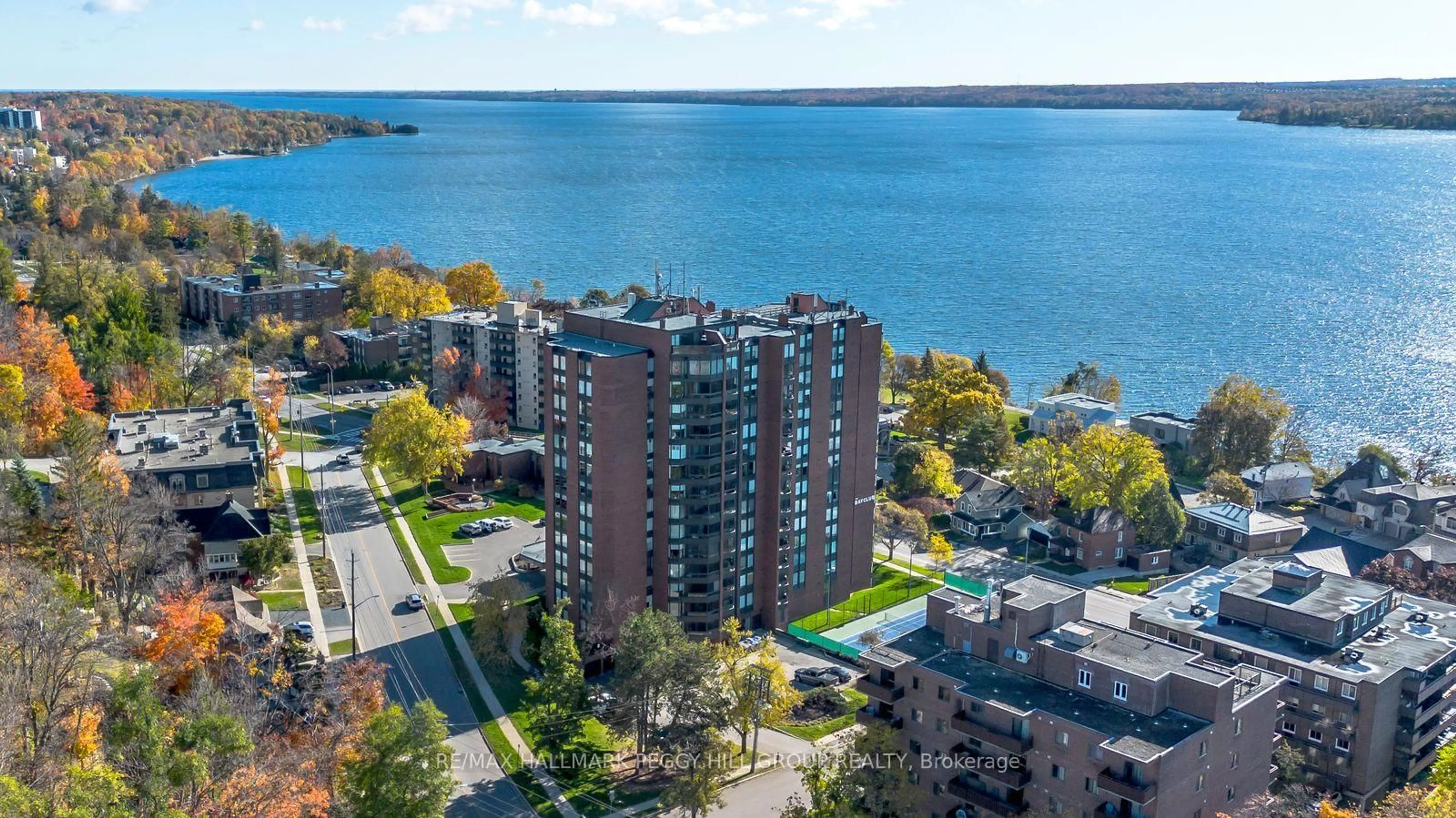 A pic from outside/outdoor area/front of a property/back of a property/a pic from drone, water/lake/river/ocean view for 181 Collier St #803, Barrie Ontario L4M 5L6