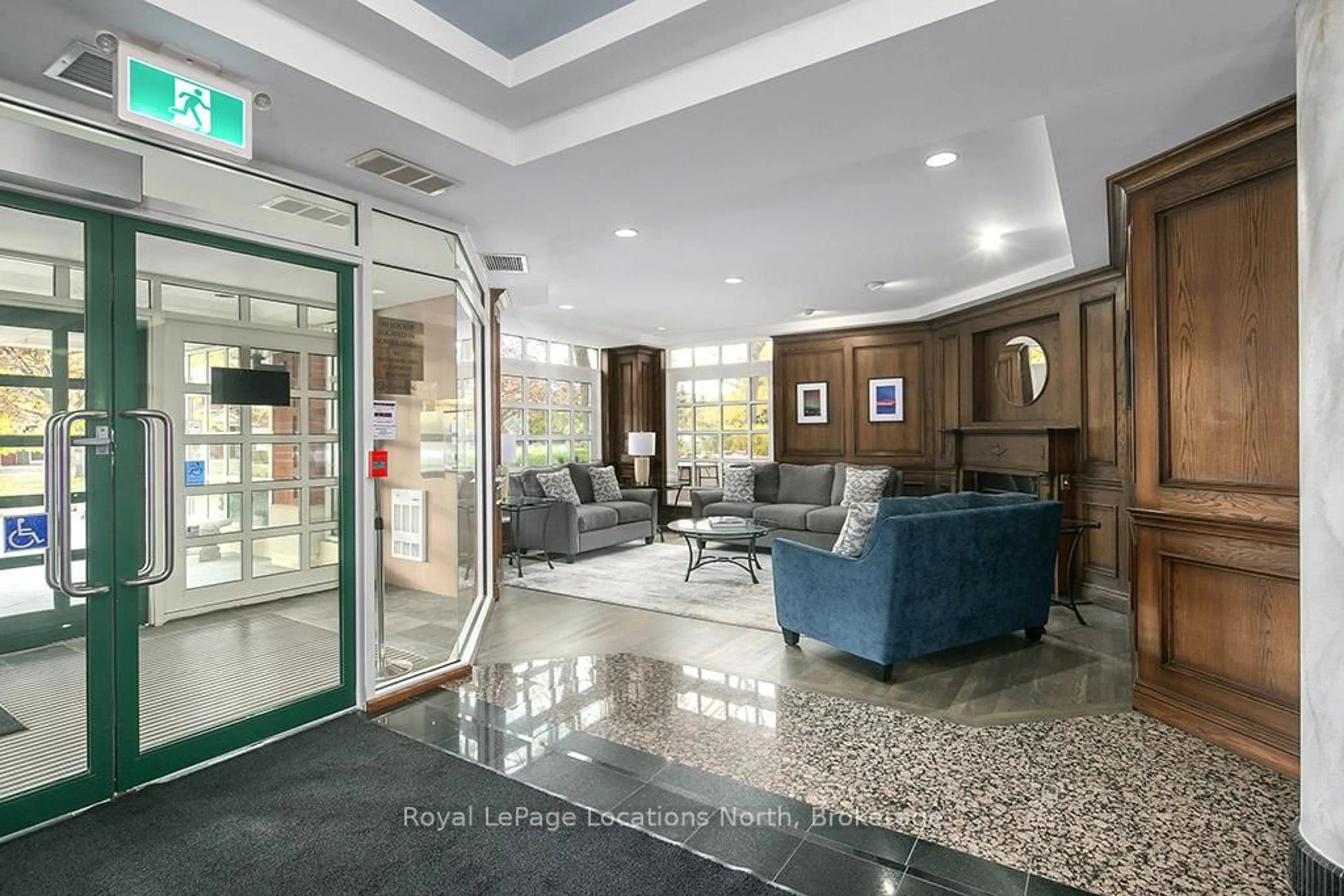 Lobby for 16 Raglan St #412, Collingwood Ontario L9Y 4Y2