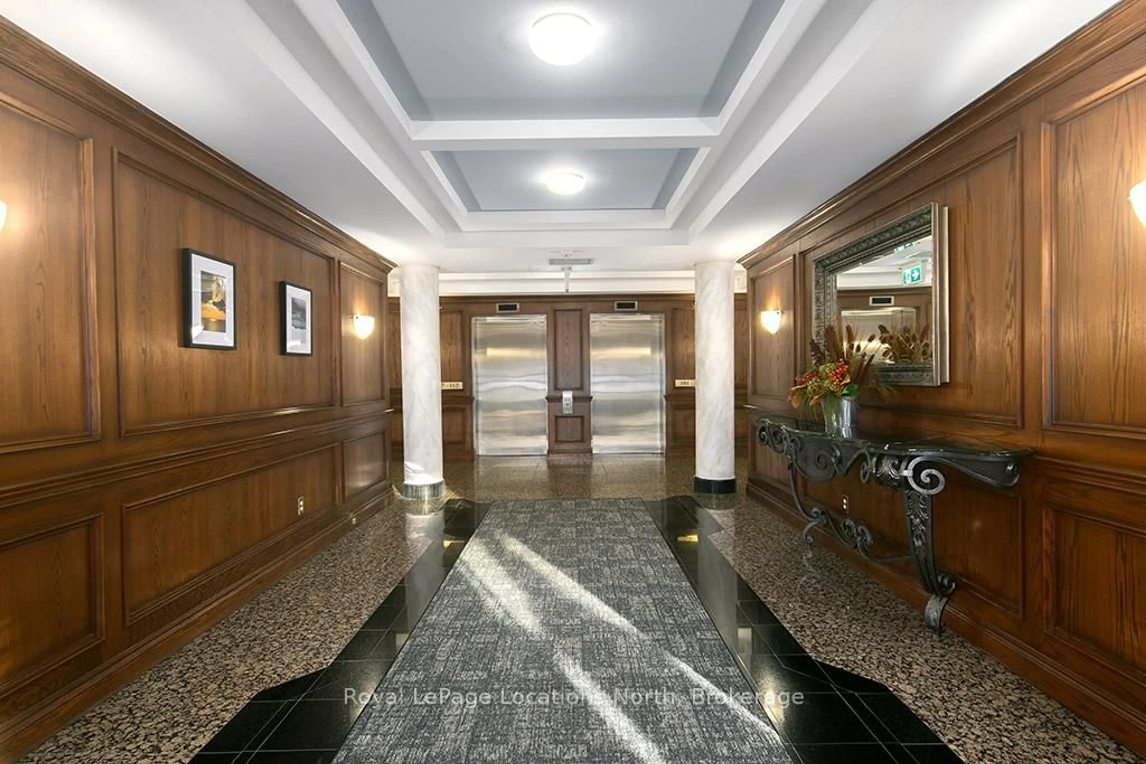 Lobby for 16 Raglan St #412, Collingwood Ontario L9Y 4Y2