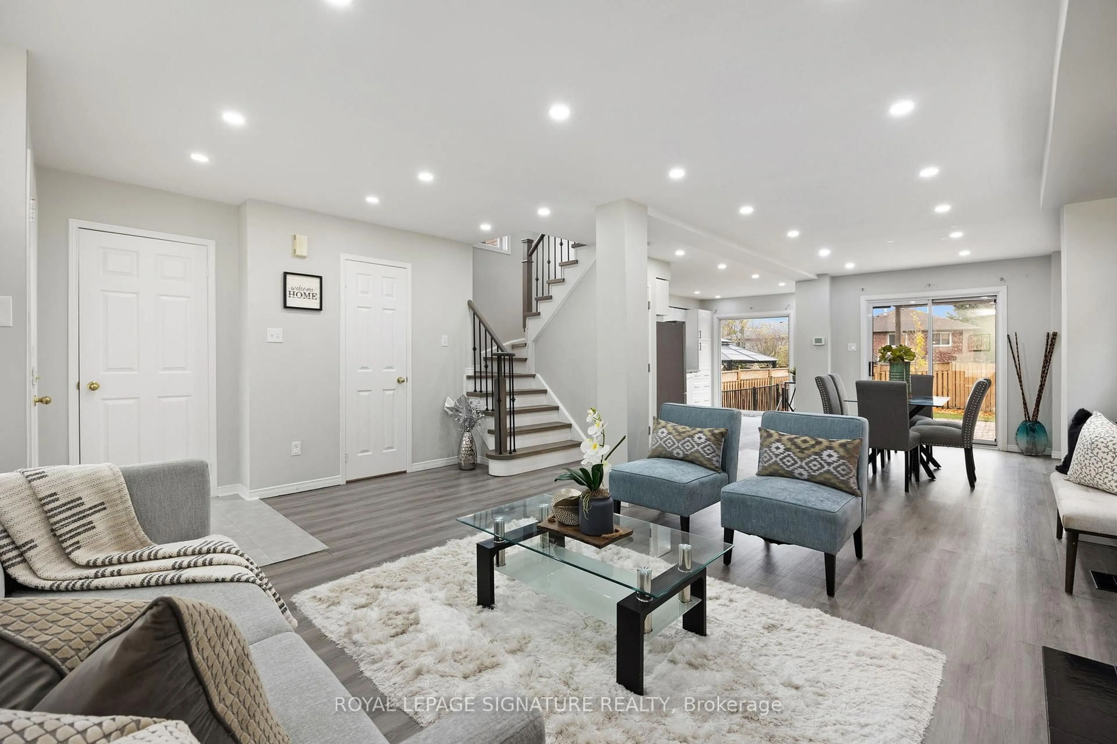 Living room with furniture, unknown for 124 Laidlaw Dr, Barrie Ontario L4N 7R9