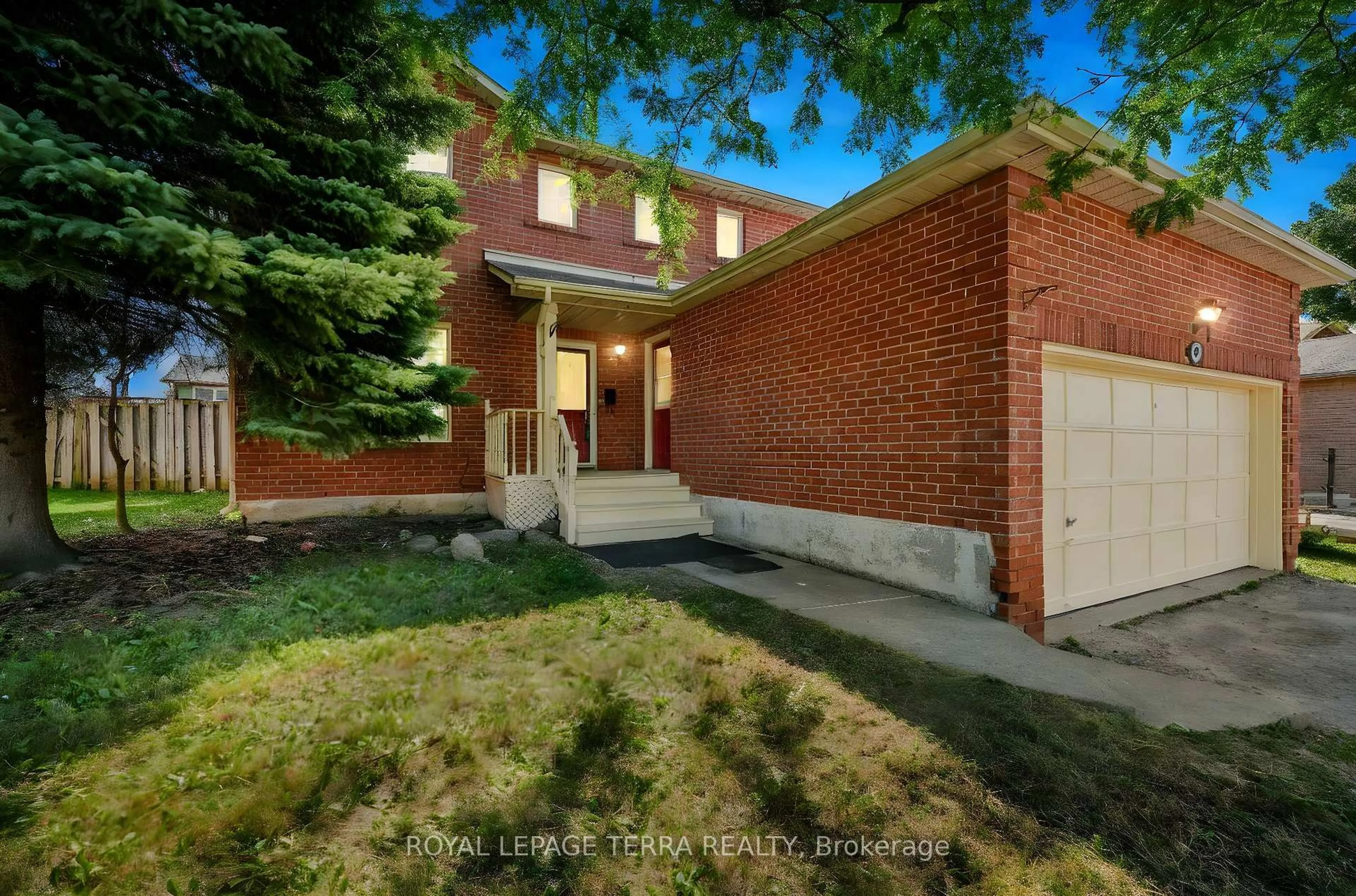 Home with brick exterior material, street for 67 Livingstone St, Barrie Ontario L4N 7J2