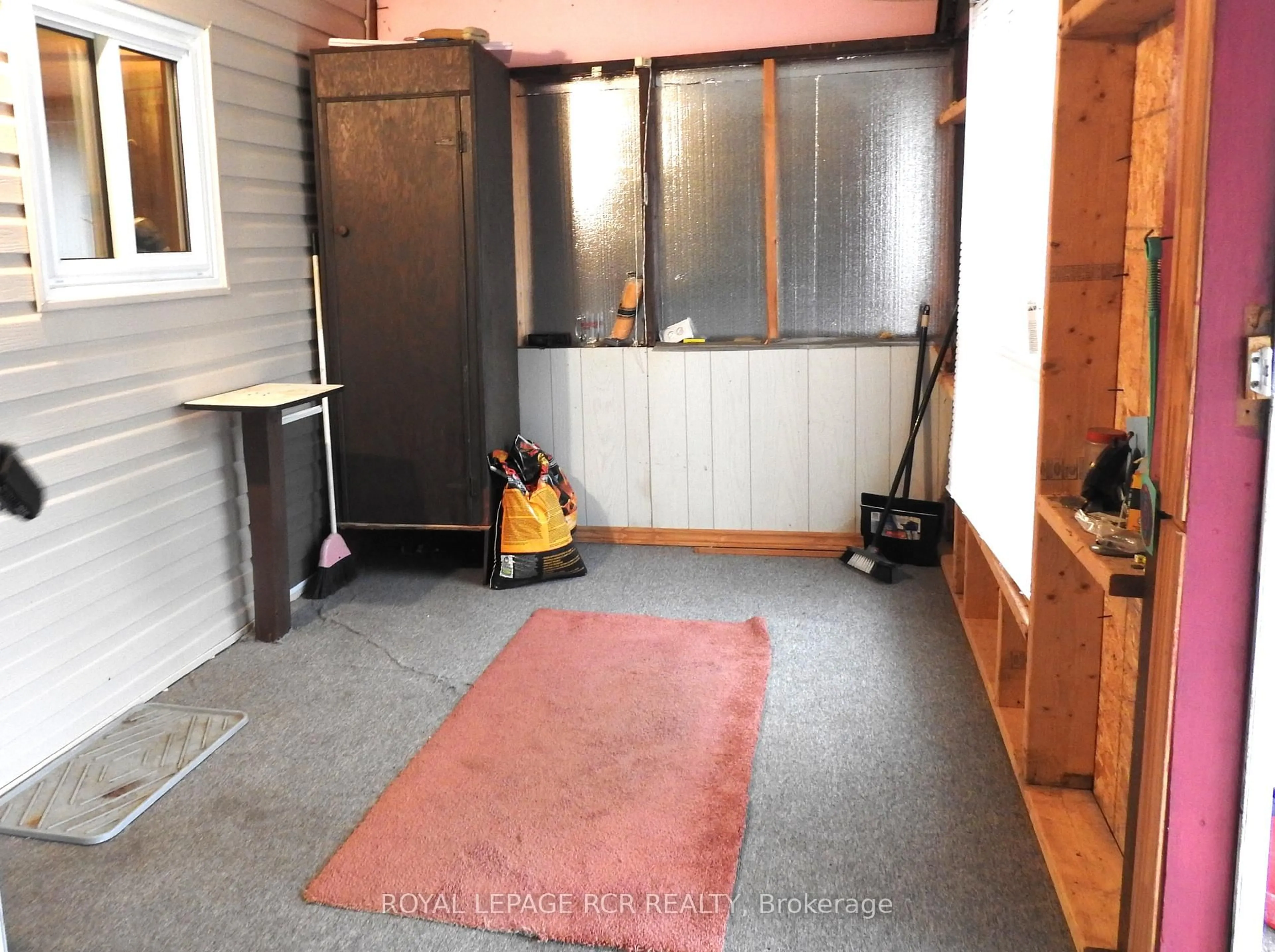 Unknown for 6 Orr Dr, Oro-Medonte Ontario L3V 0P9