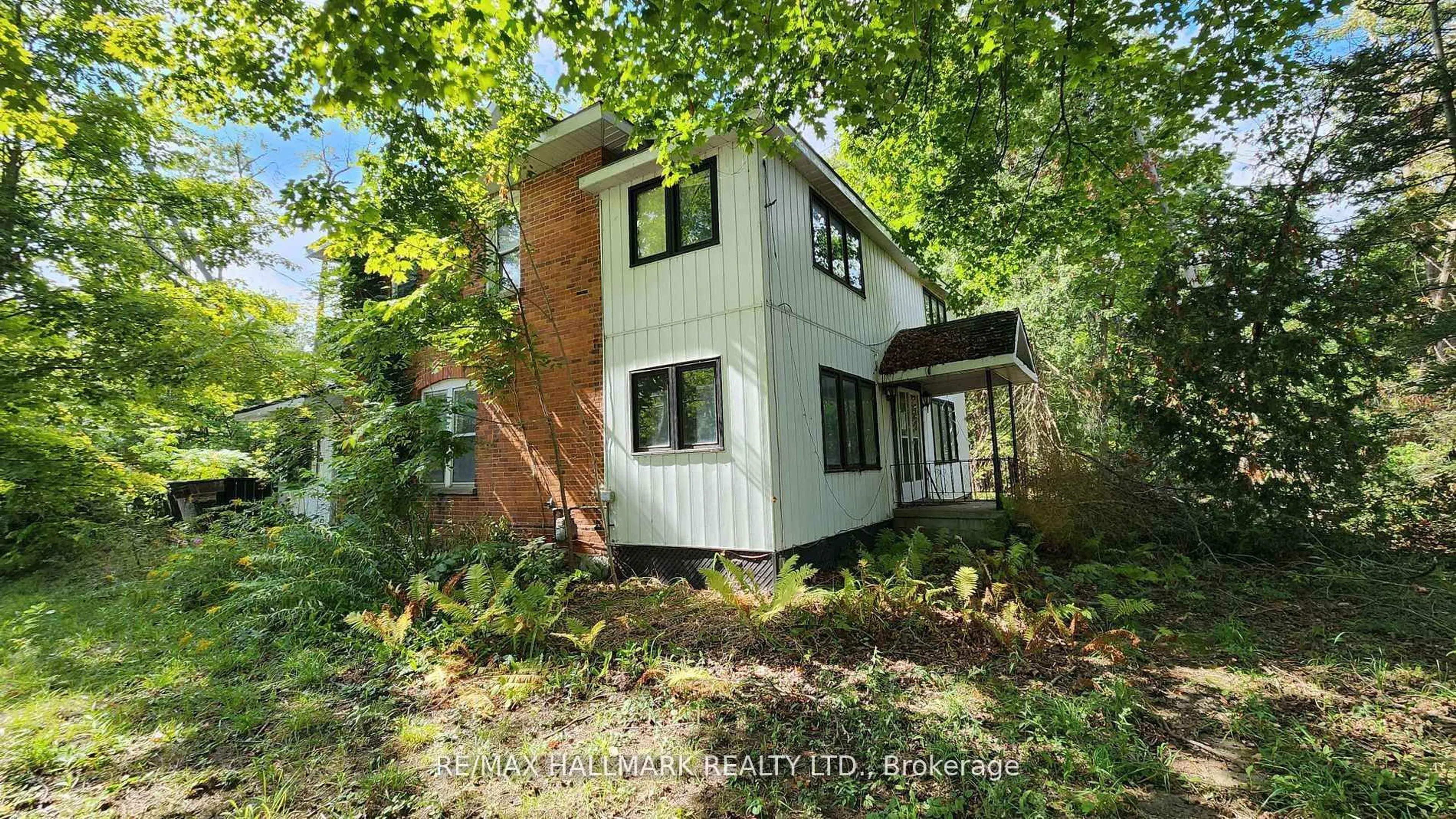 Unknown for 26 Lakeshore Rd, Oro-Medonte Ontario L0L 2E0