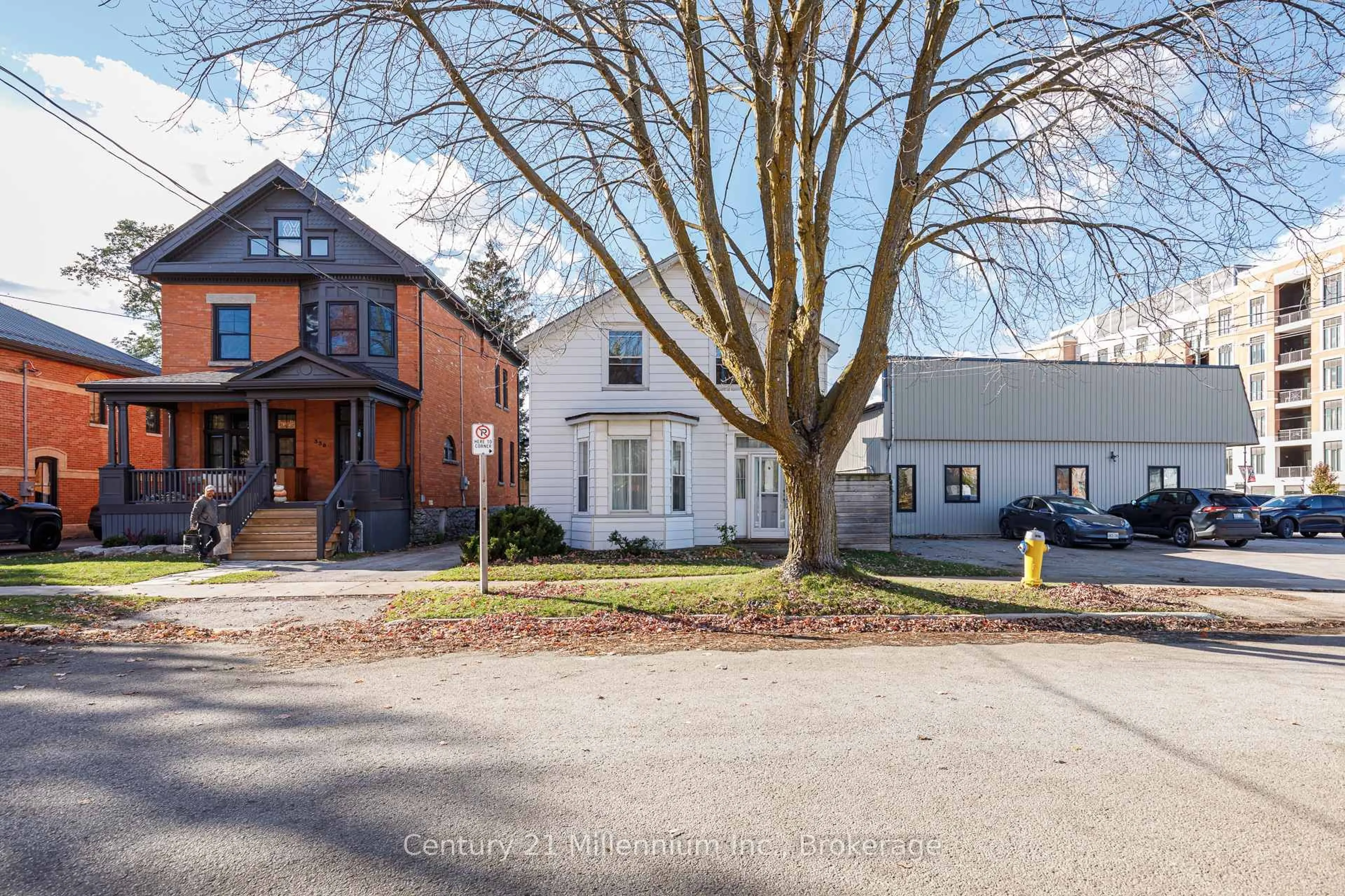 Home with brick exterior material, street for 332 Ste Marie St, Collingwood Ontario L9Y 3K8