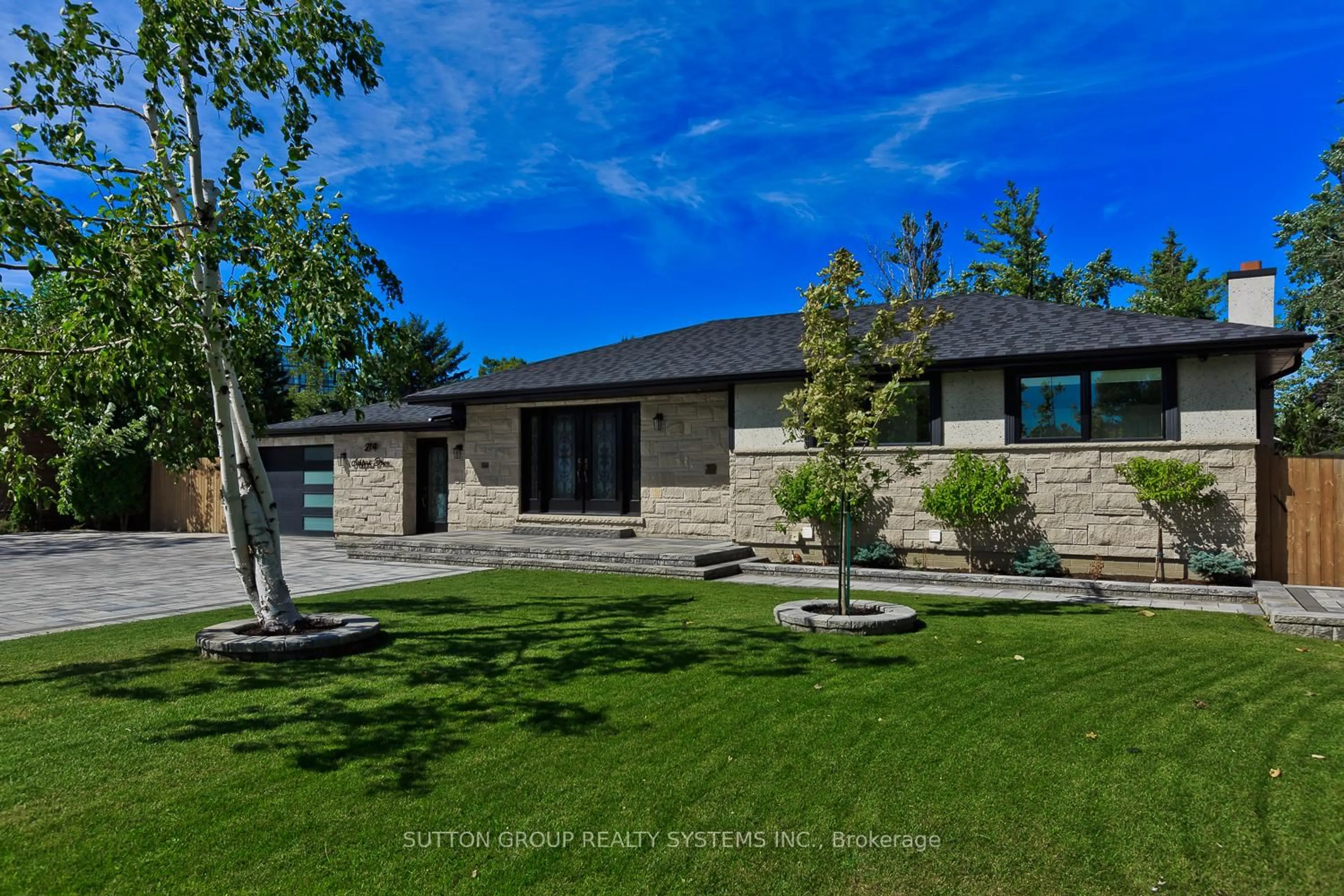 Home with brick exterior material, unknown for 214 ASHFORD Dr, Barrie Ontario L4N 4H3