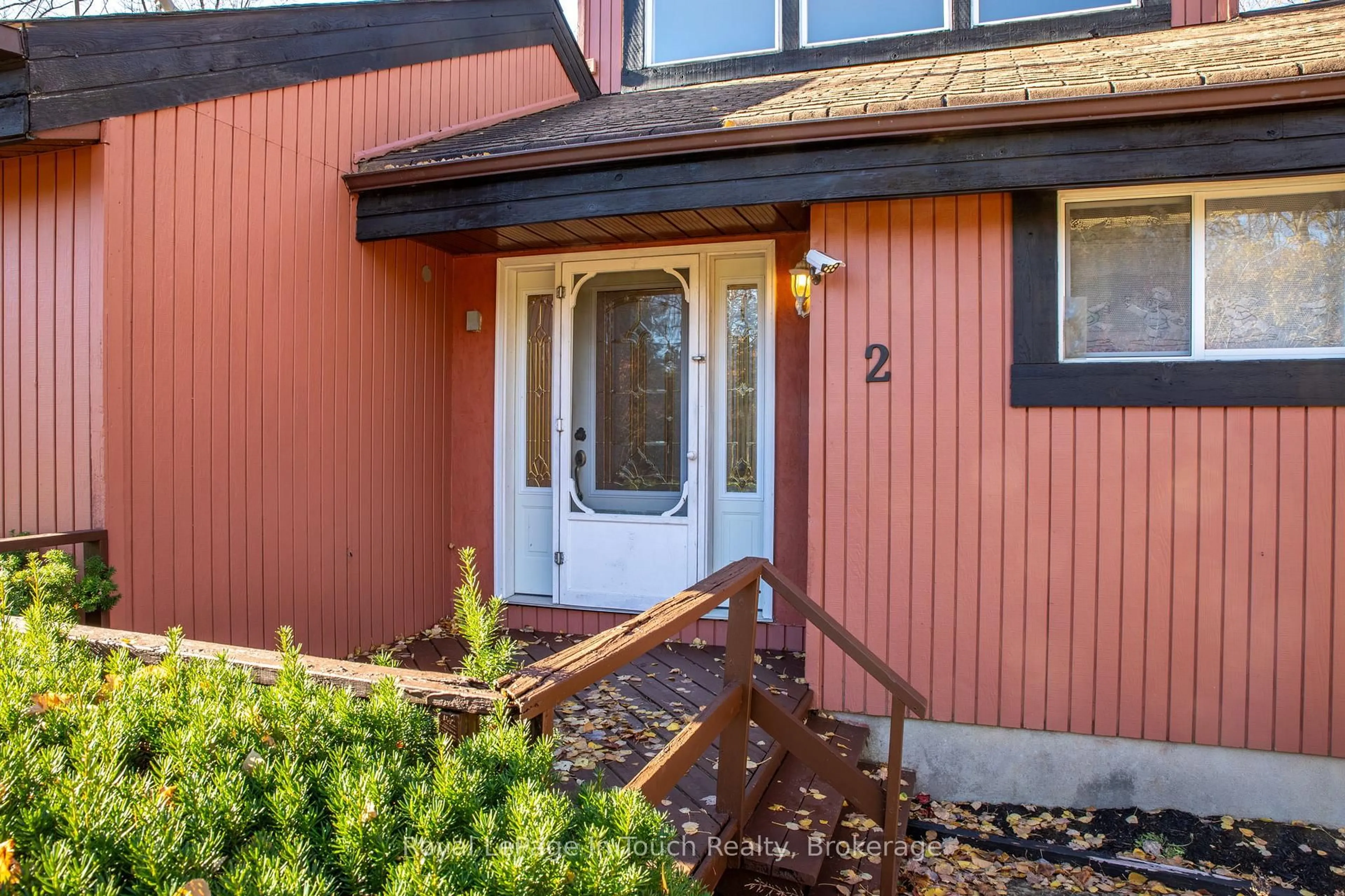 Unknown for 2 Coppercliff Cres, Tiny Ontario L9M 0C4