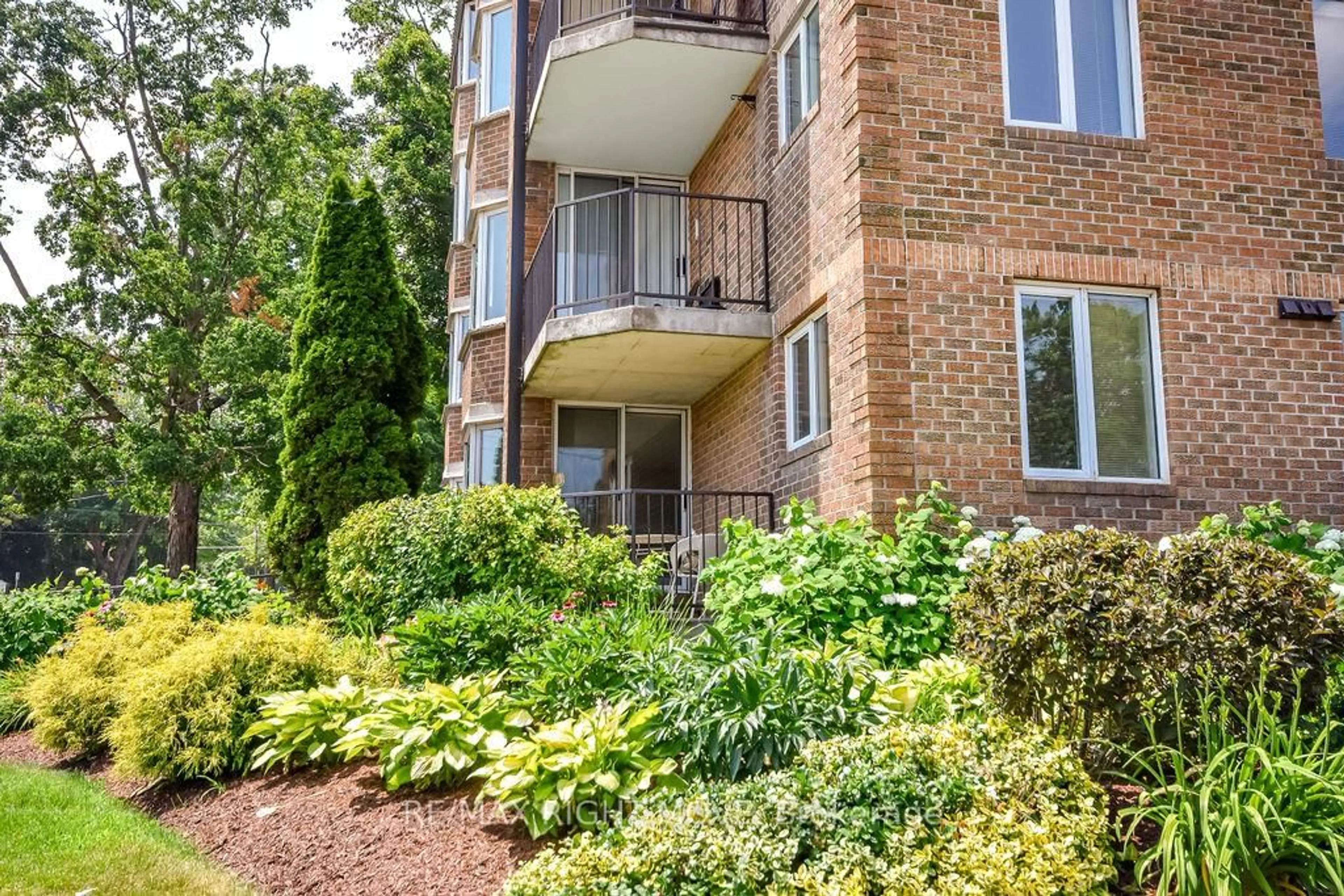 Patio, unknown for 95 Matchedash St #101, Orillia Ontario L3V 4T9