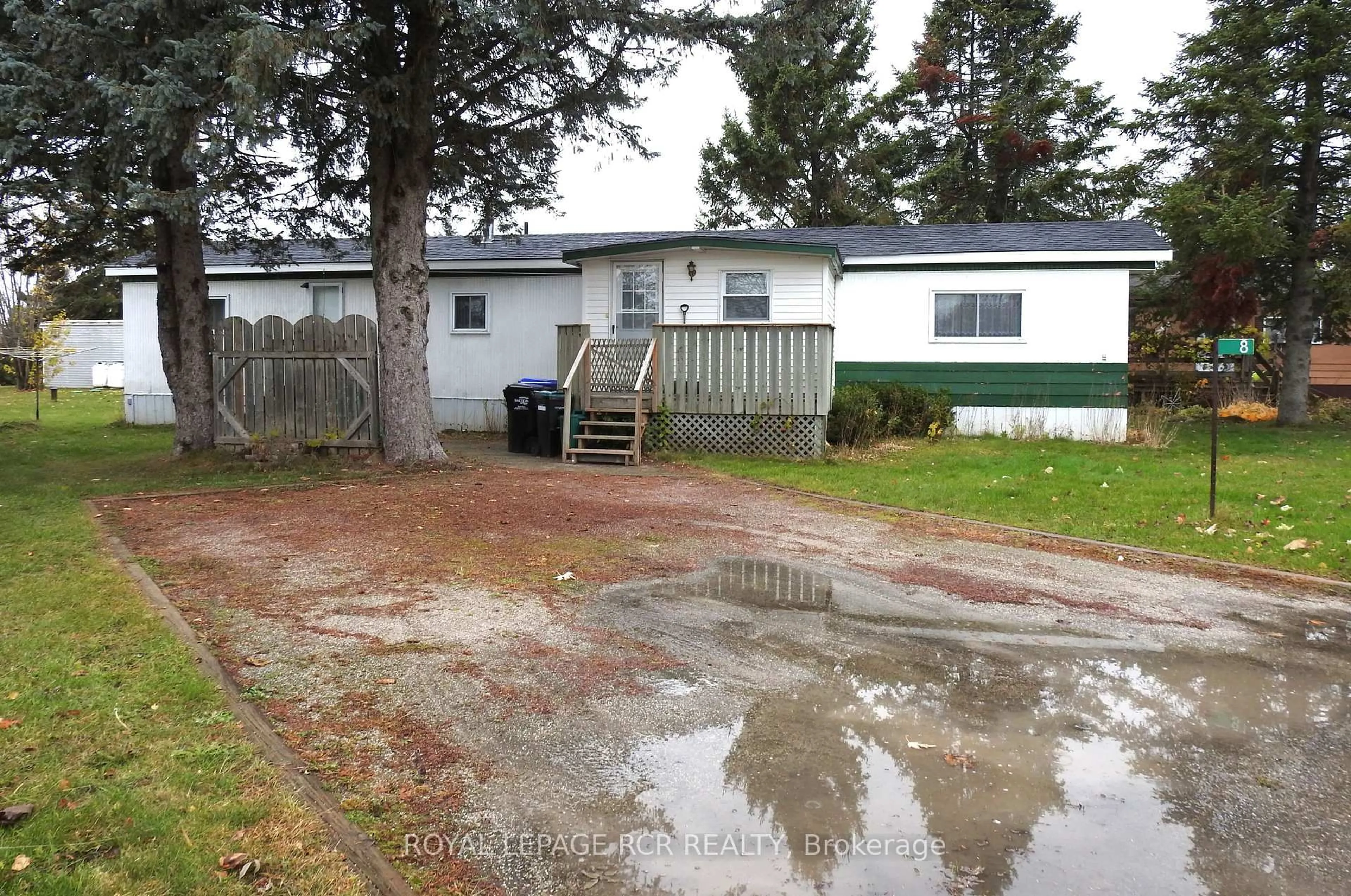 Unknown for 8 Fergushill Rd, Oro-Medonte Ontario L3V 0P9