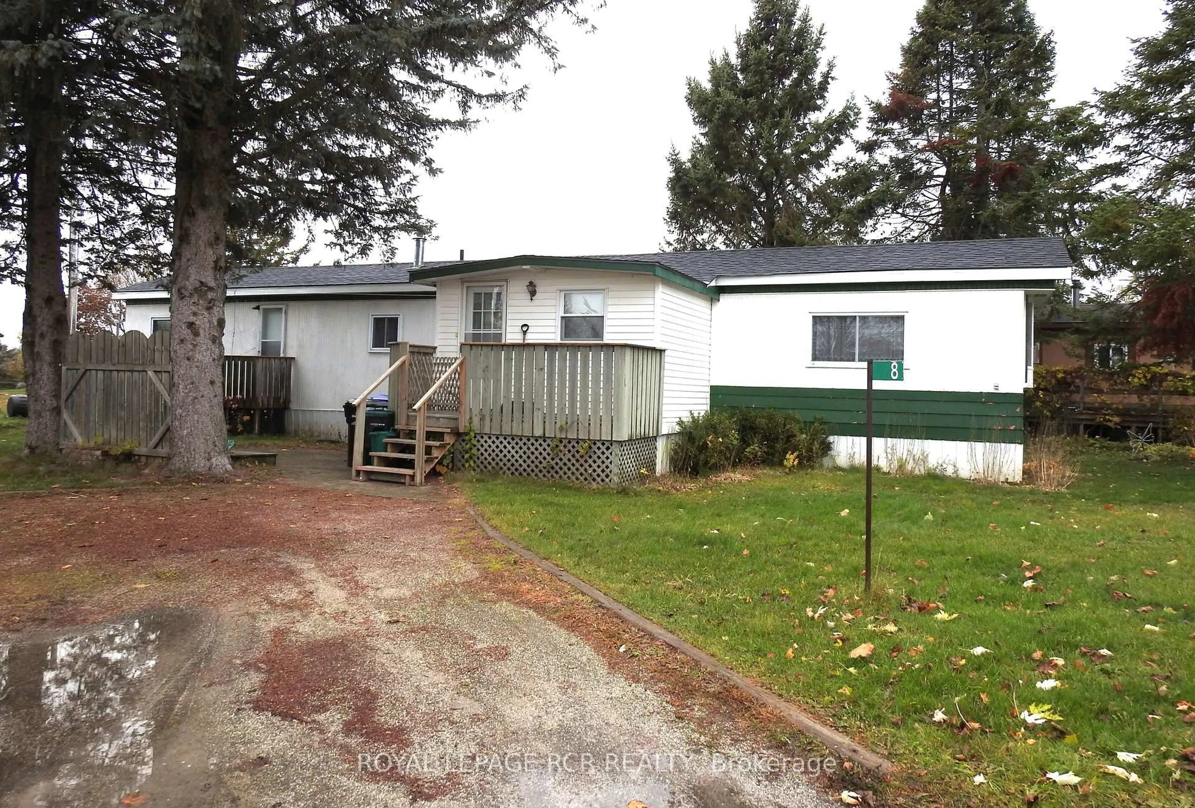 Unknown for 8 Fergushill Rd, Oro-Medonte Ontario L3V 0P9