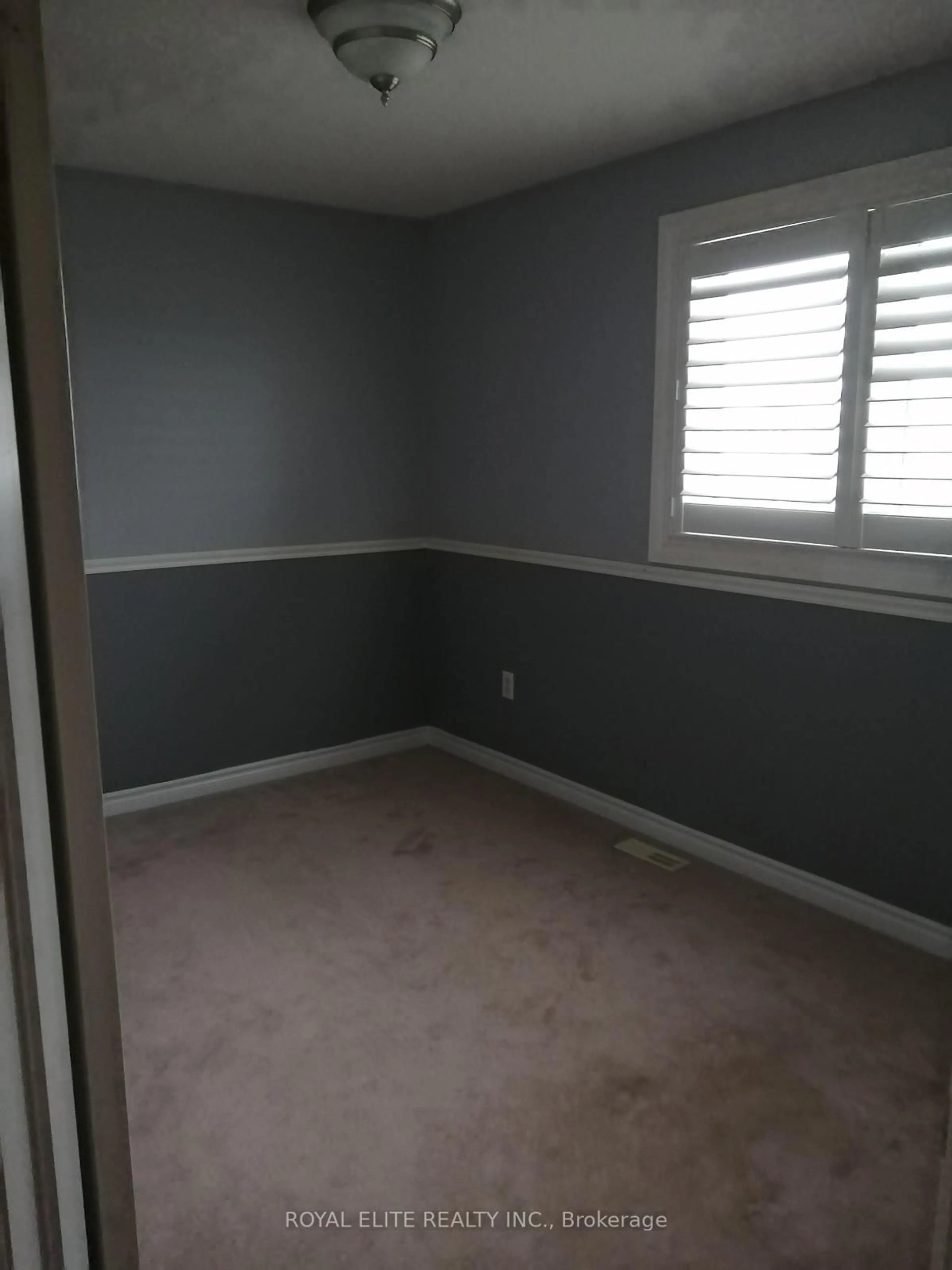 A pic of a room for 311 Stanley St, Barrie Ontario L4M 6X6