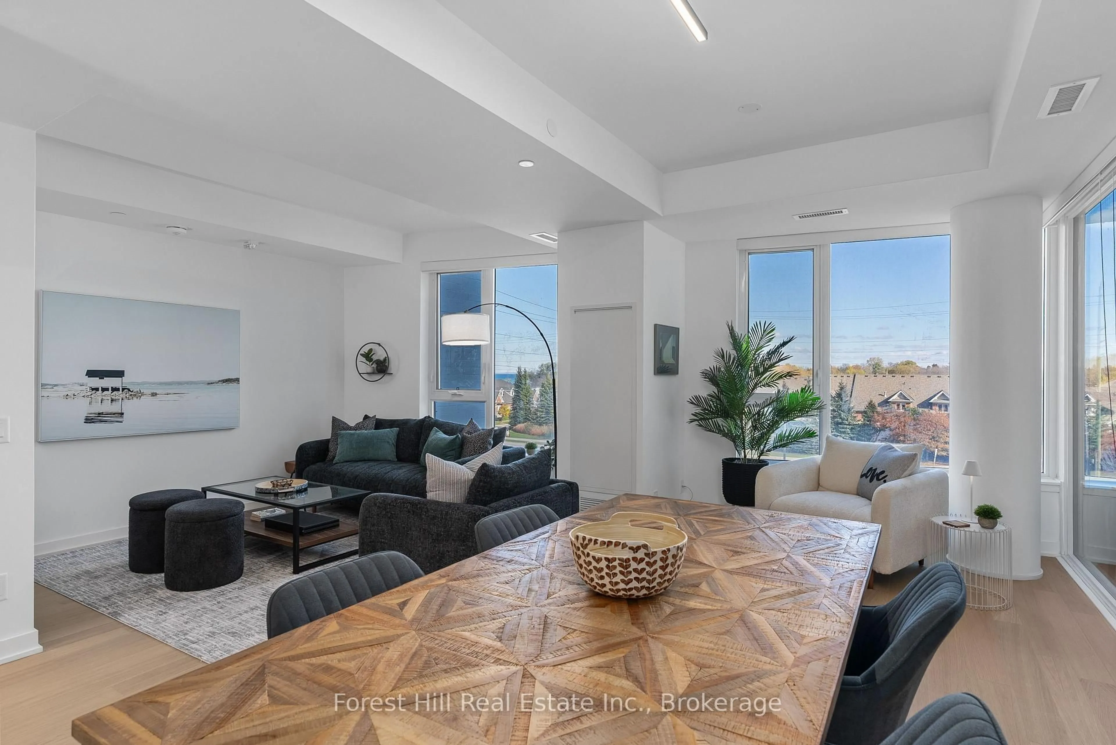 Living room with furniture, unknown for 31 Huron St #326, Collingwood Ontario L9Y 0E8