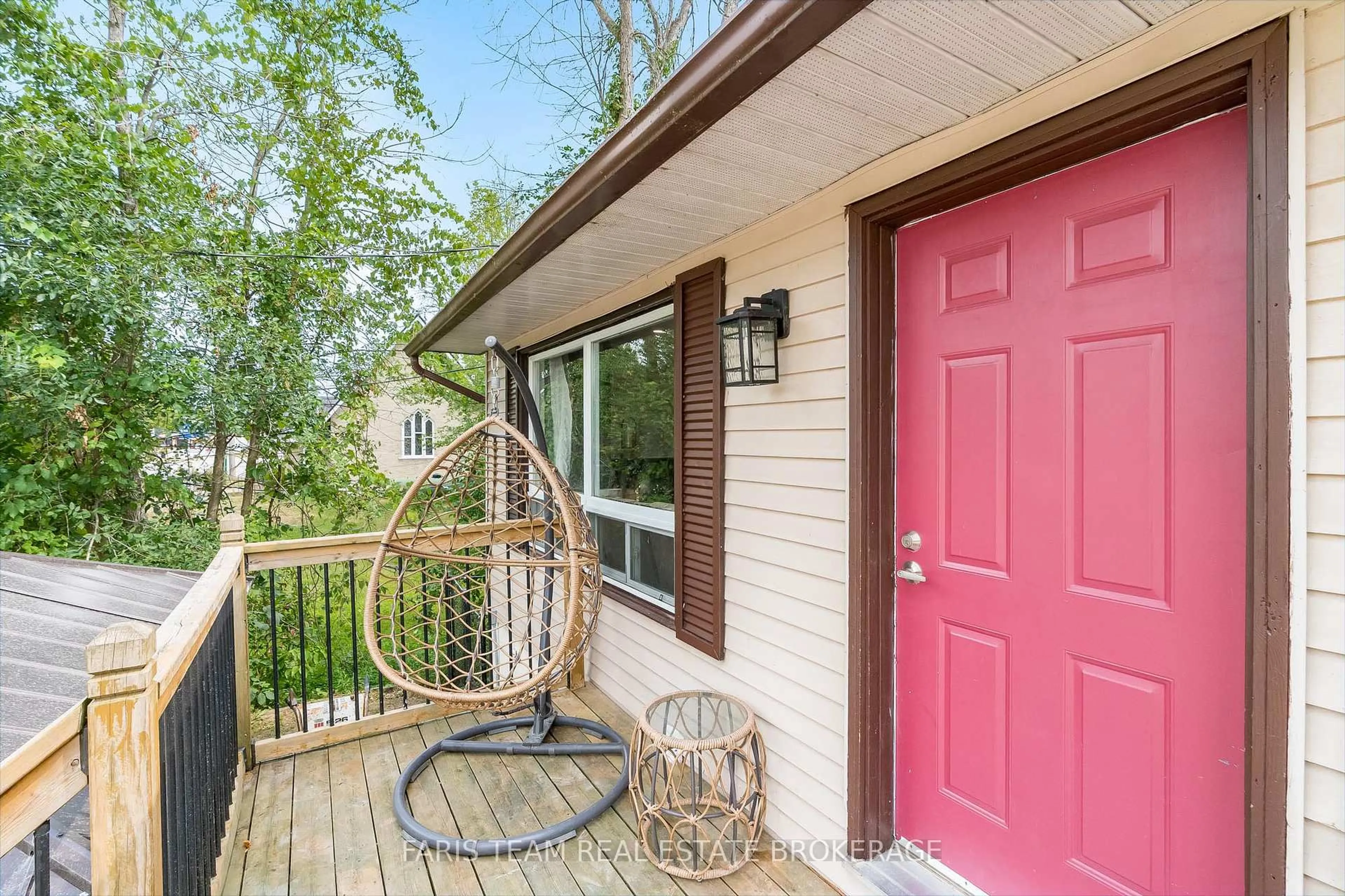 Unknown for 8304 County Road 169, Severn Ontario L0K 2B0