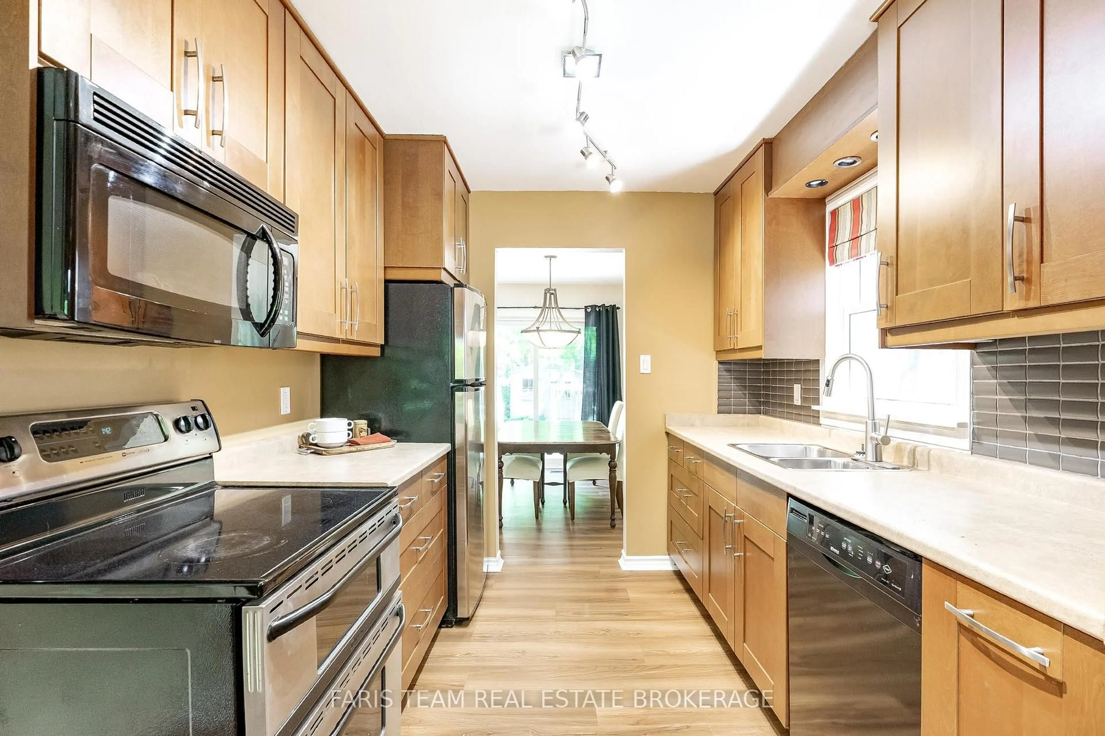 Unknown for 173 Toronto St, Barrie Ontario L4N 1V6