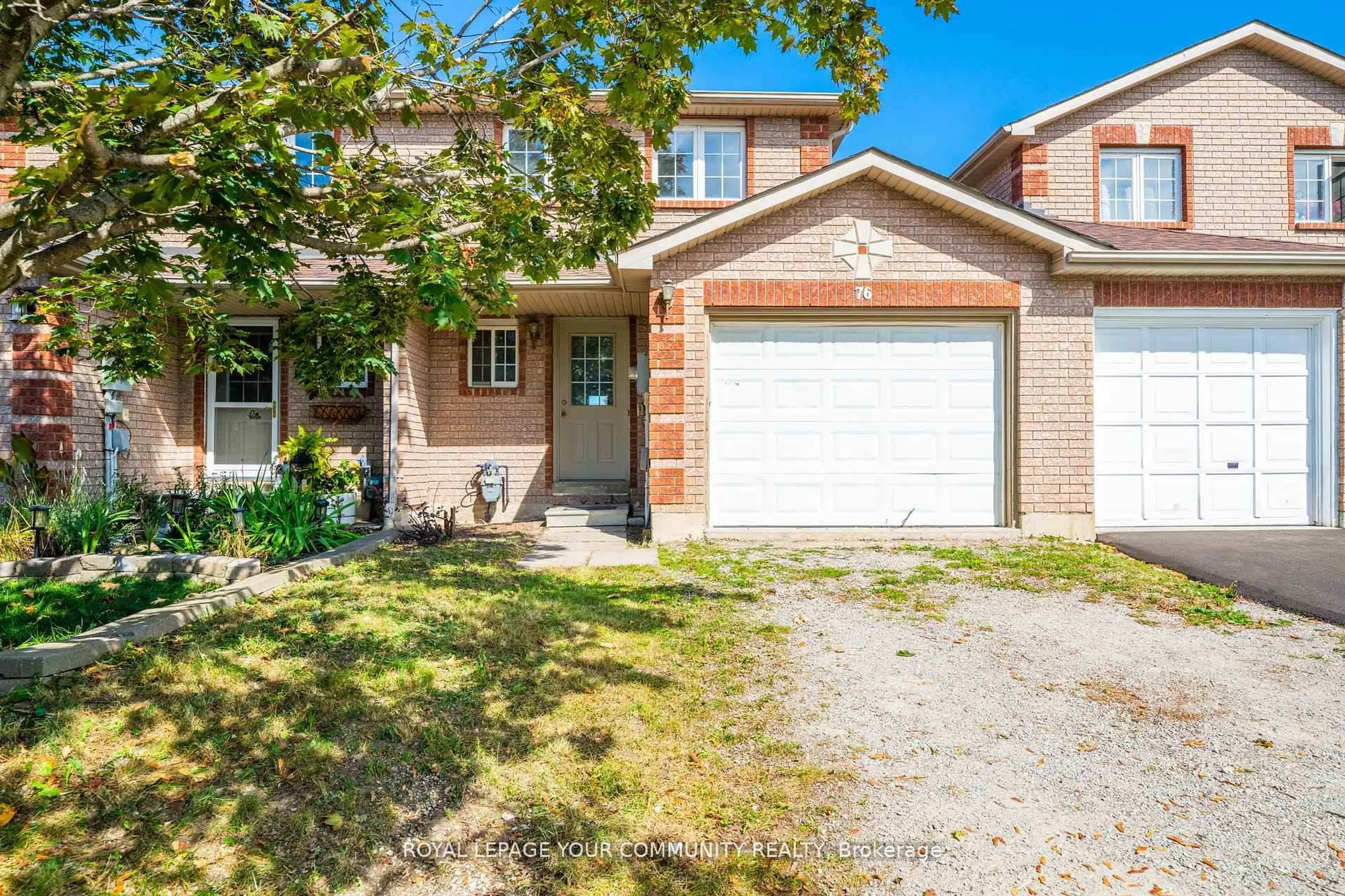 Home with brick exterior material, street for 76 Cheltenham Rd, Barrie Ontario L4M 6S7