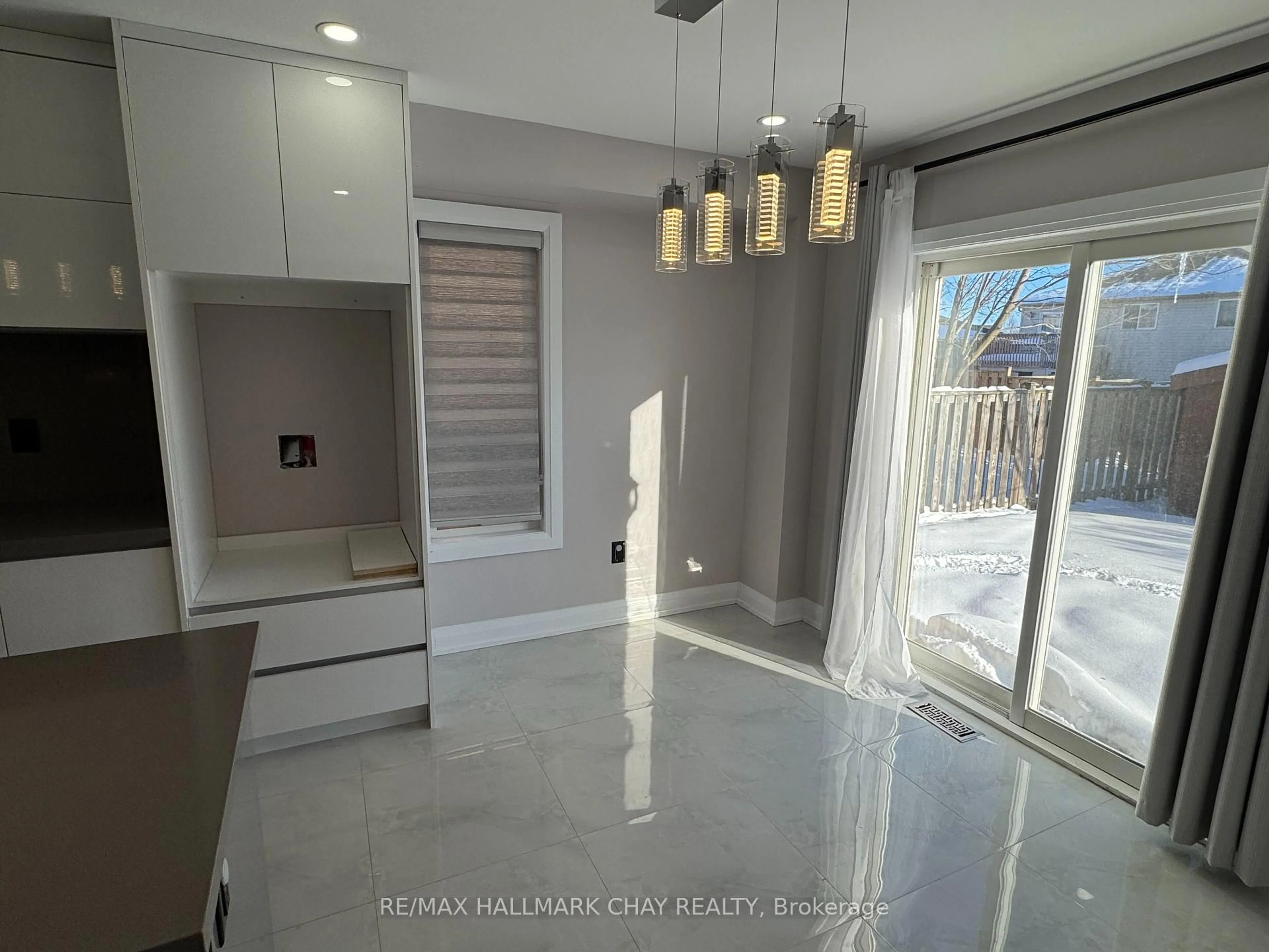 Unknown for 49 Catherine Dr, Barrie Ontario L4N 0Y5