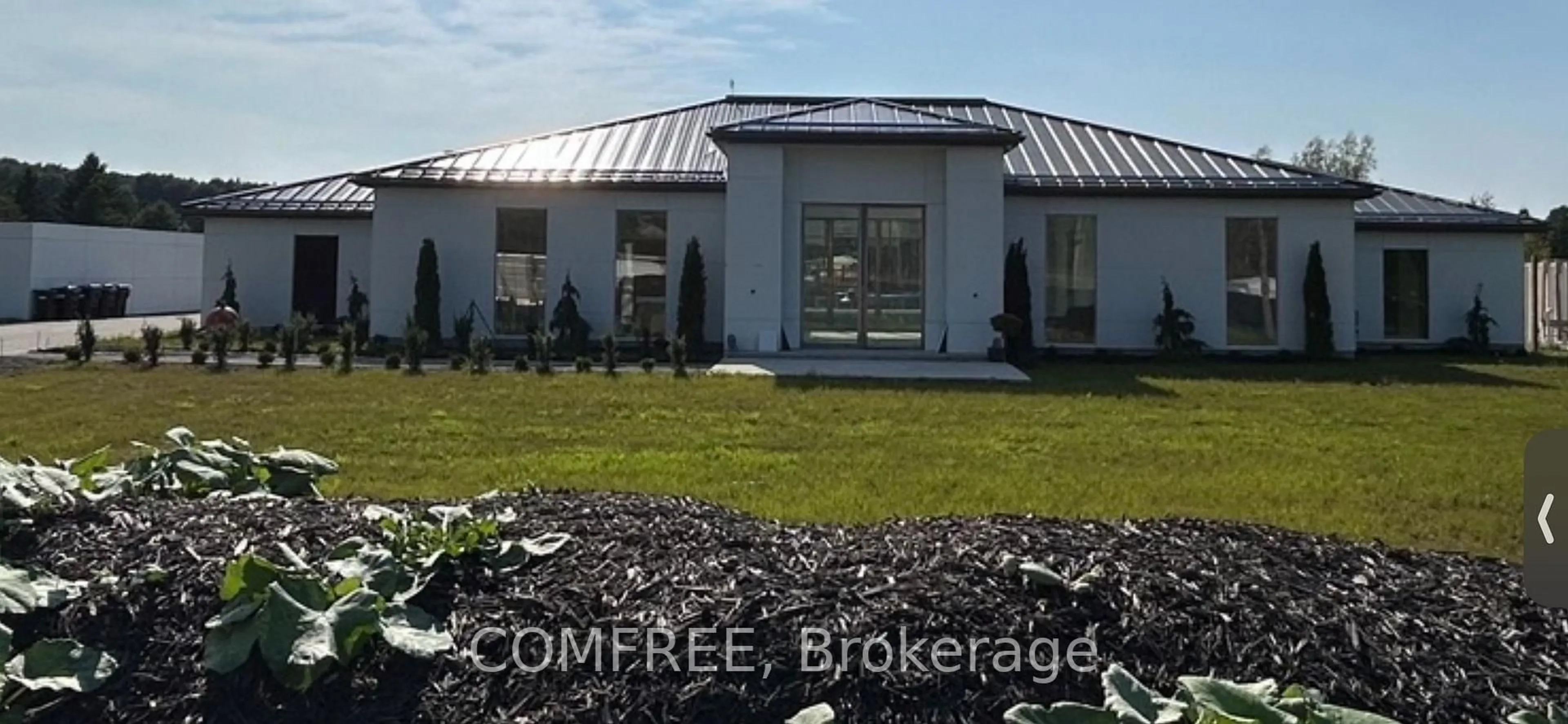 Home with brick exterior material, building for 4238 Burnside Line, Severn Ontario L3V 0W1