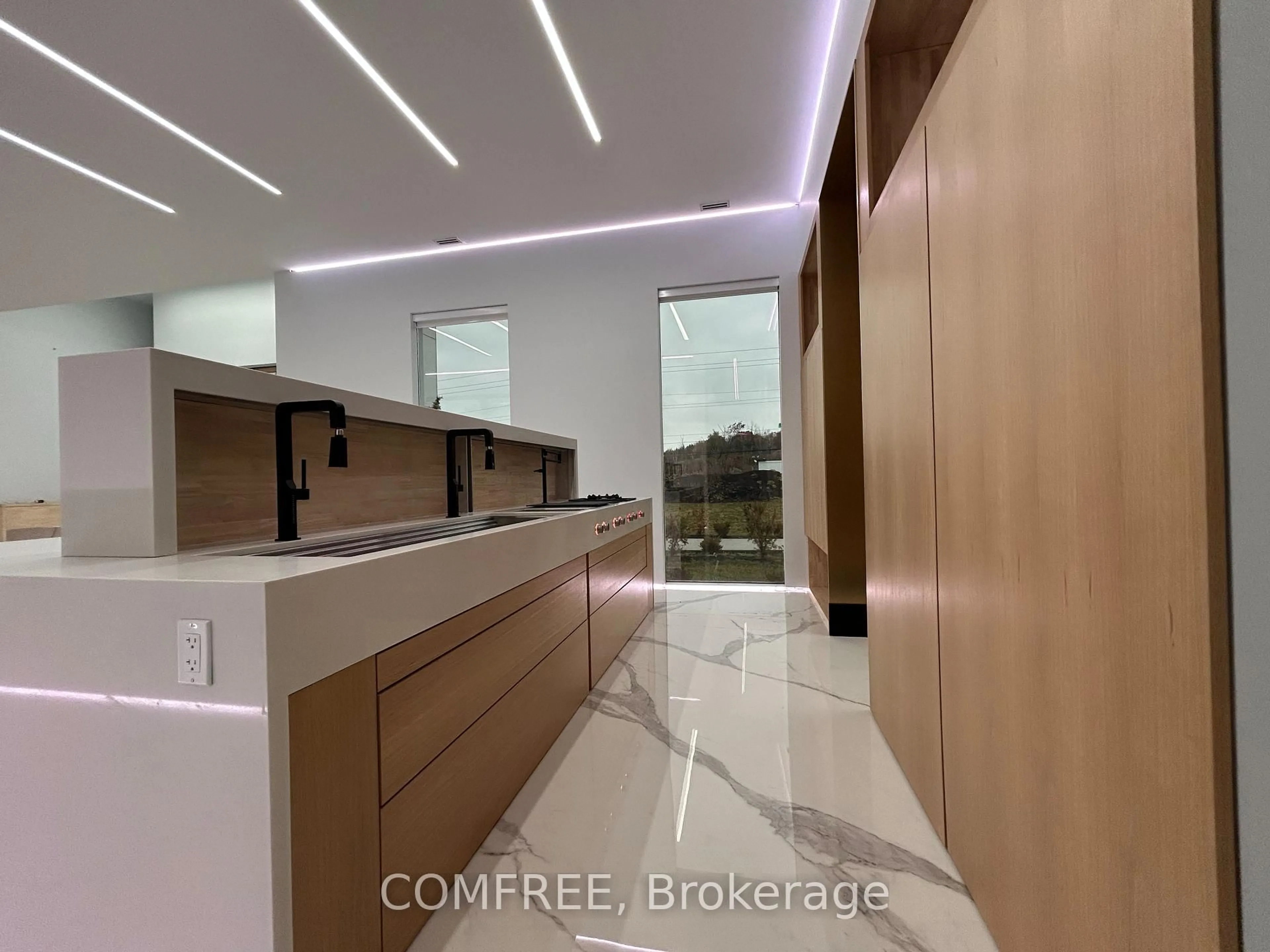 Unknown for 4238 Burnside Line, Severn Ontario L3V 0W1