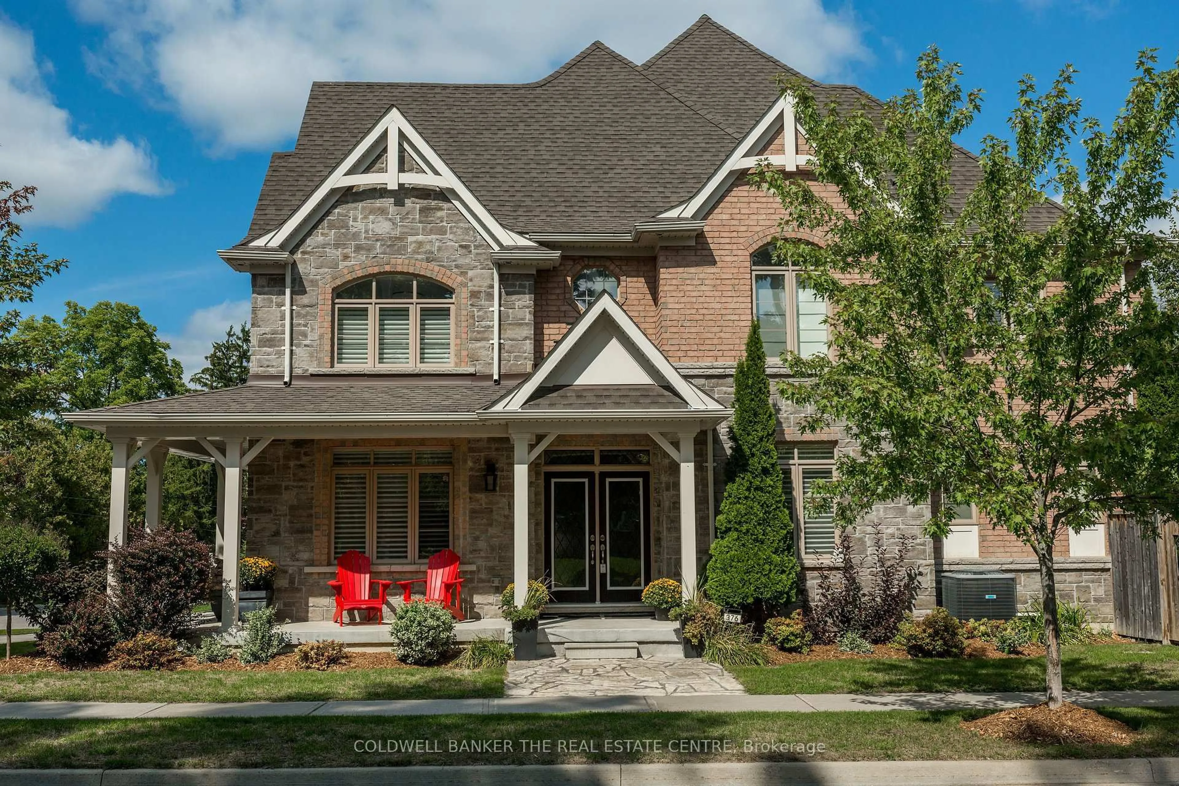 Home with brick exterior material, street for 376 Tollendal Mill Rd, Barrie Ontario L4N 7T1