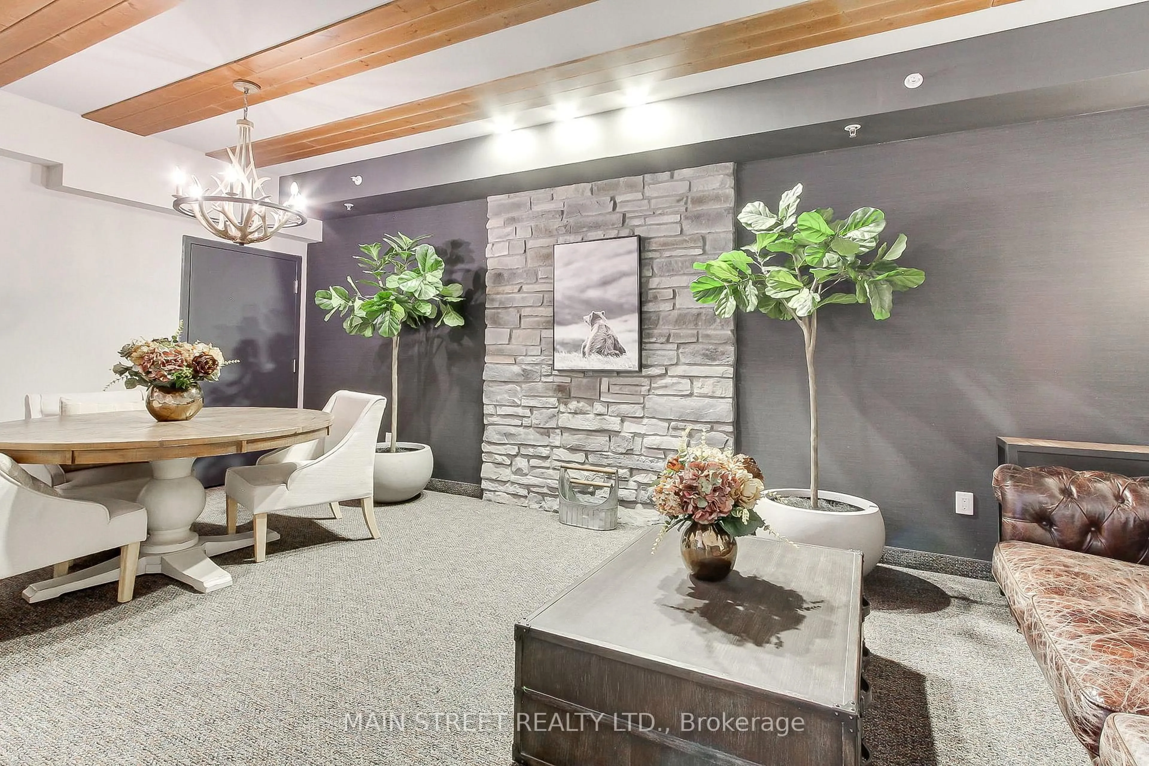 Unknown for 20 Koda St #402, Barrie Ontario L9J 0J7