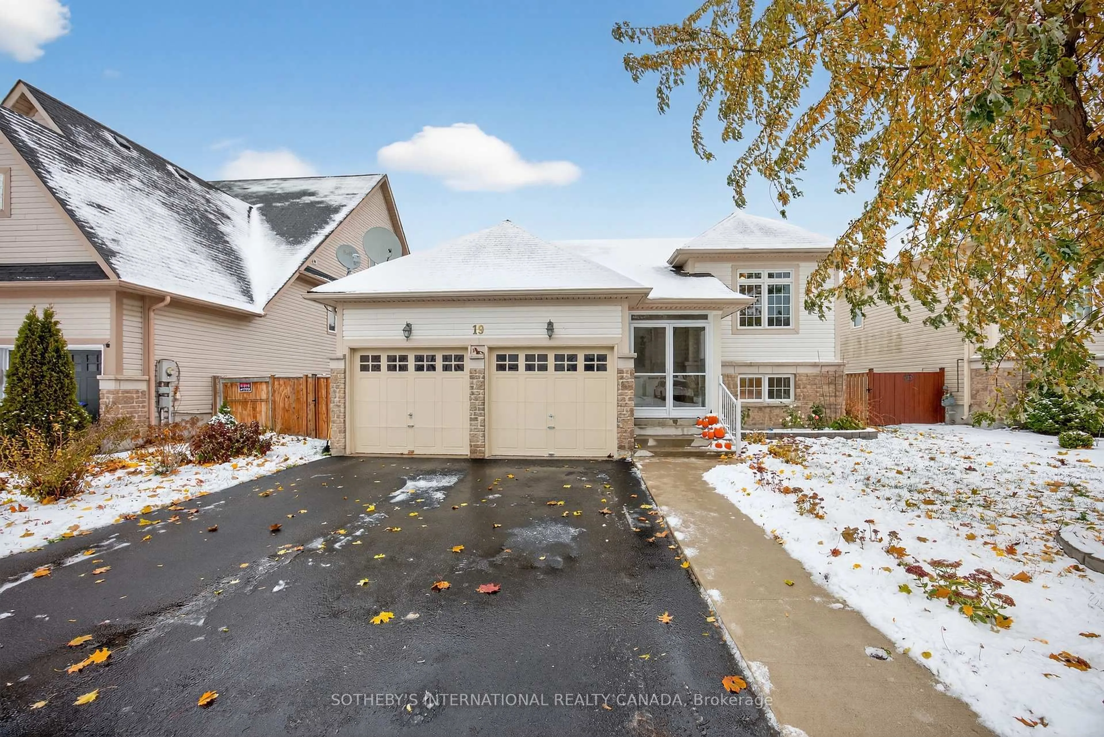 Unknown for 19 Grand Poplar Lane, Wasaga Beach Ontario L9Z 0C7