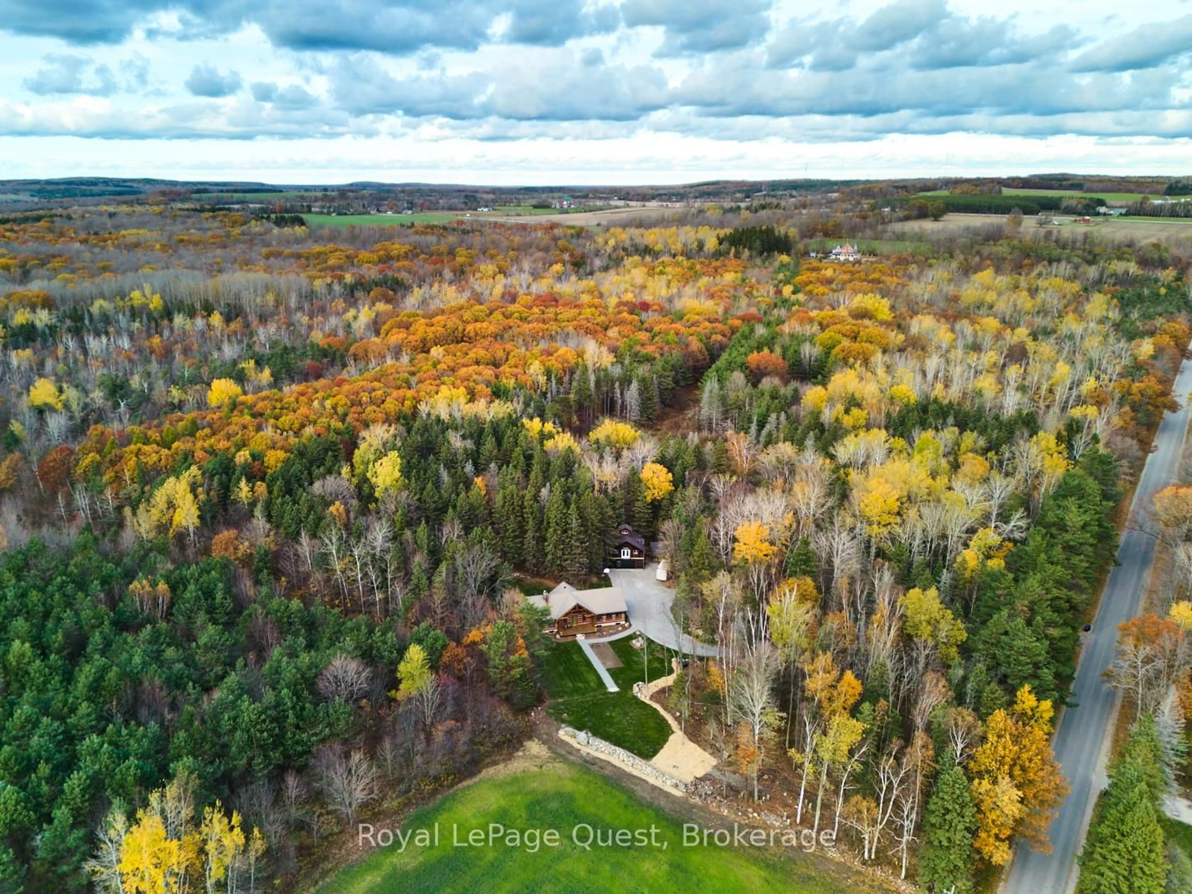 A pic from outside/outdoor area/front of a property/back of a property/a pic from drone, forest/trees view for 160 14 Concession, Tiny Ontario L9M 0N3