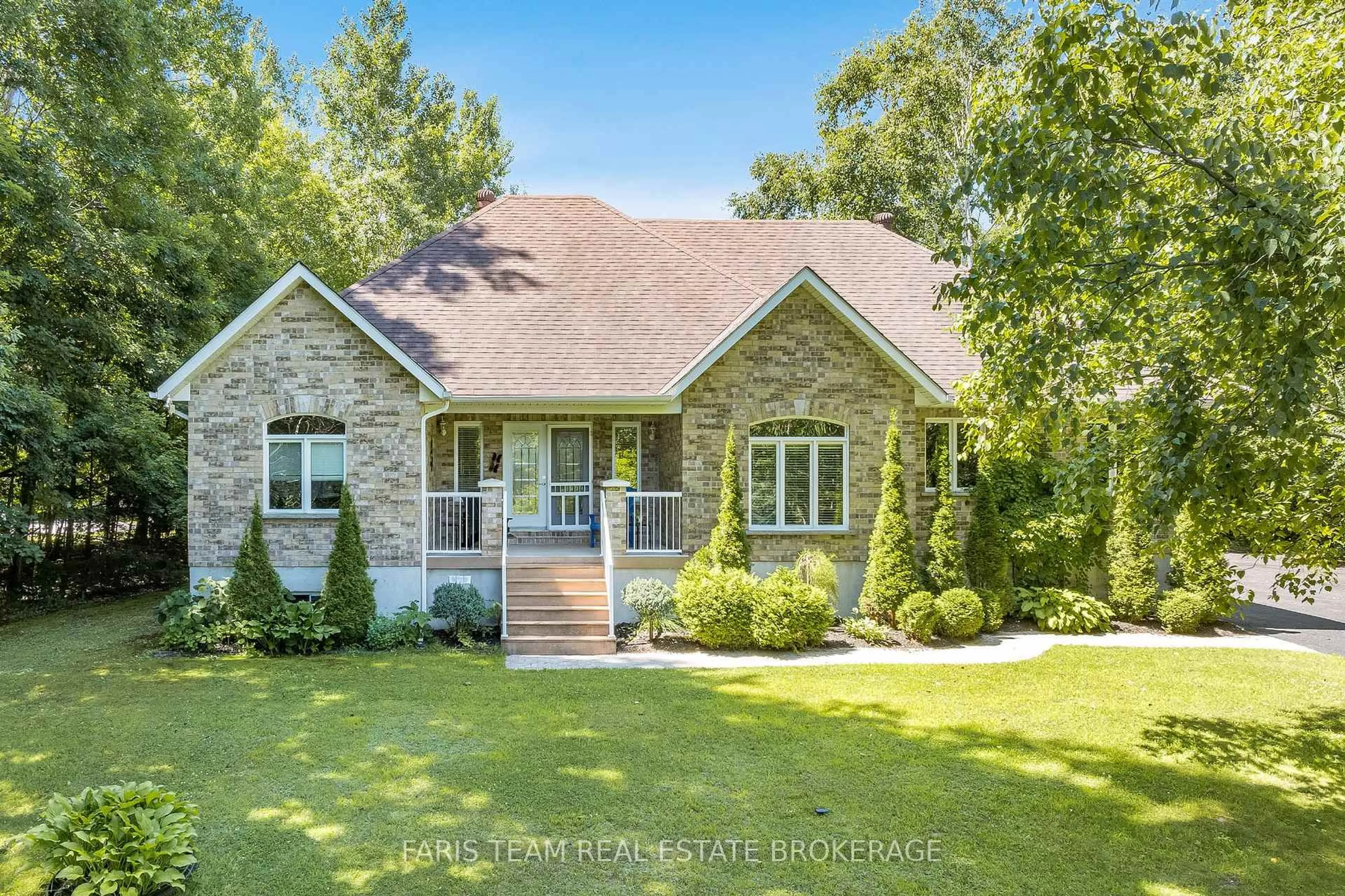 Home with brick exterior material, street for 6 Meadowbrook Blvd, Tiny Ontario L9M 0M2