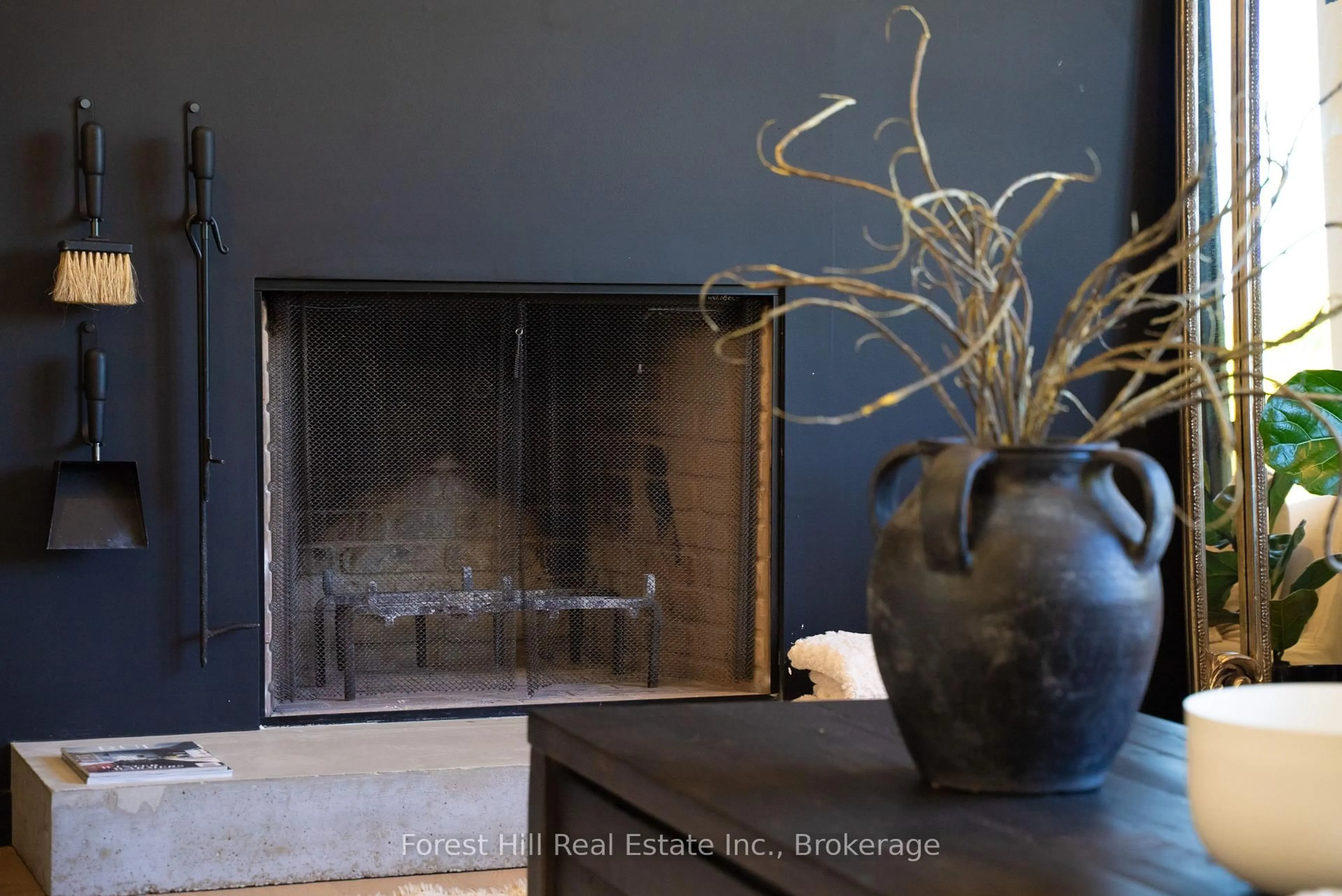 Unknown for 854 Sixth St, Clearview Ontario L9Y 3Y9