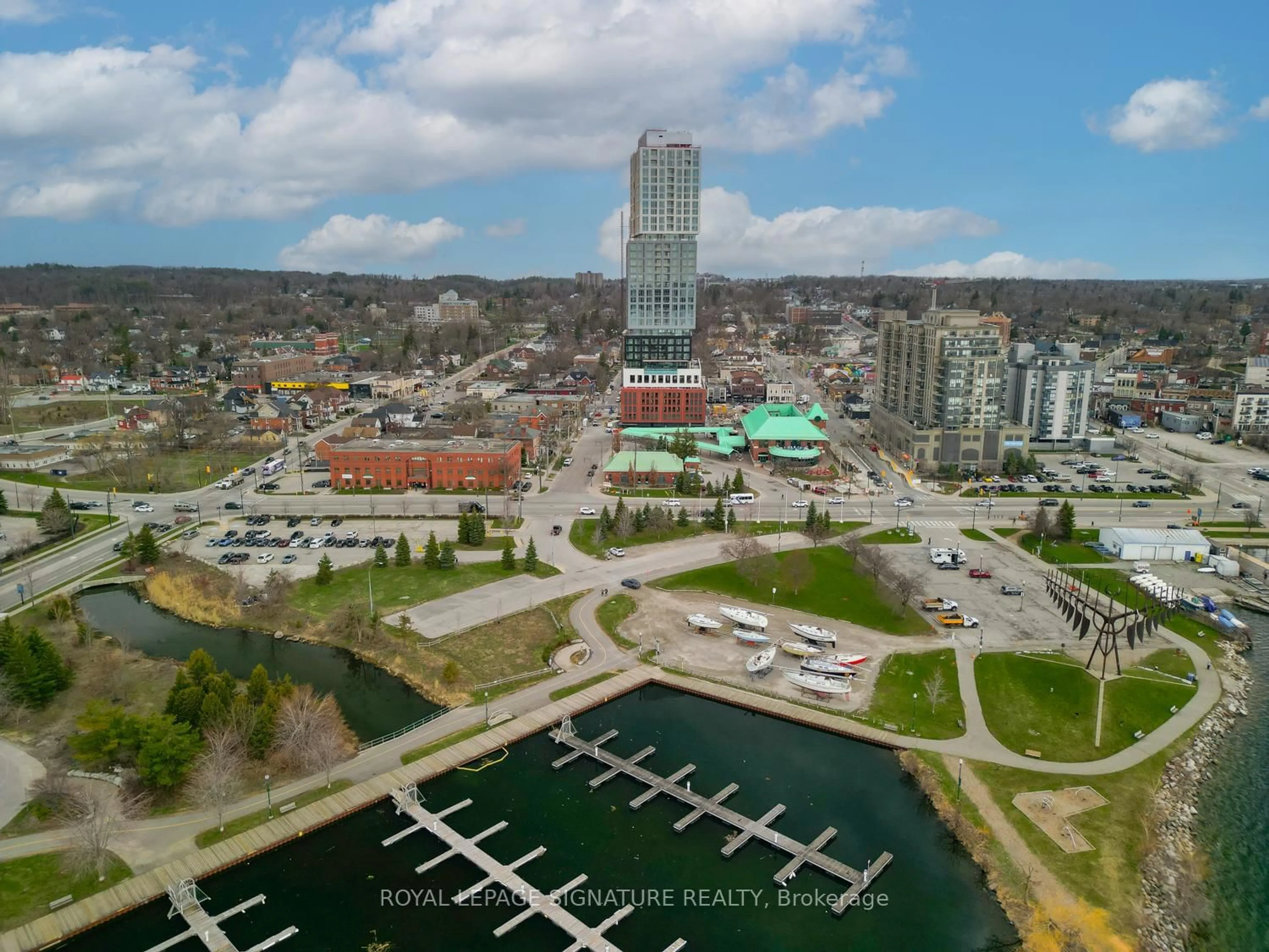 A pic from outside/outdoor area/front of a property/back of a property/a pic from drone, city buildings view from balcony for 39 Mary St #2201, Barrie Ontario L4N 1S9