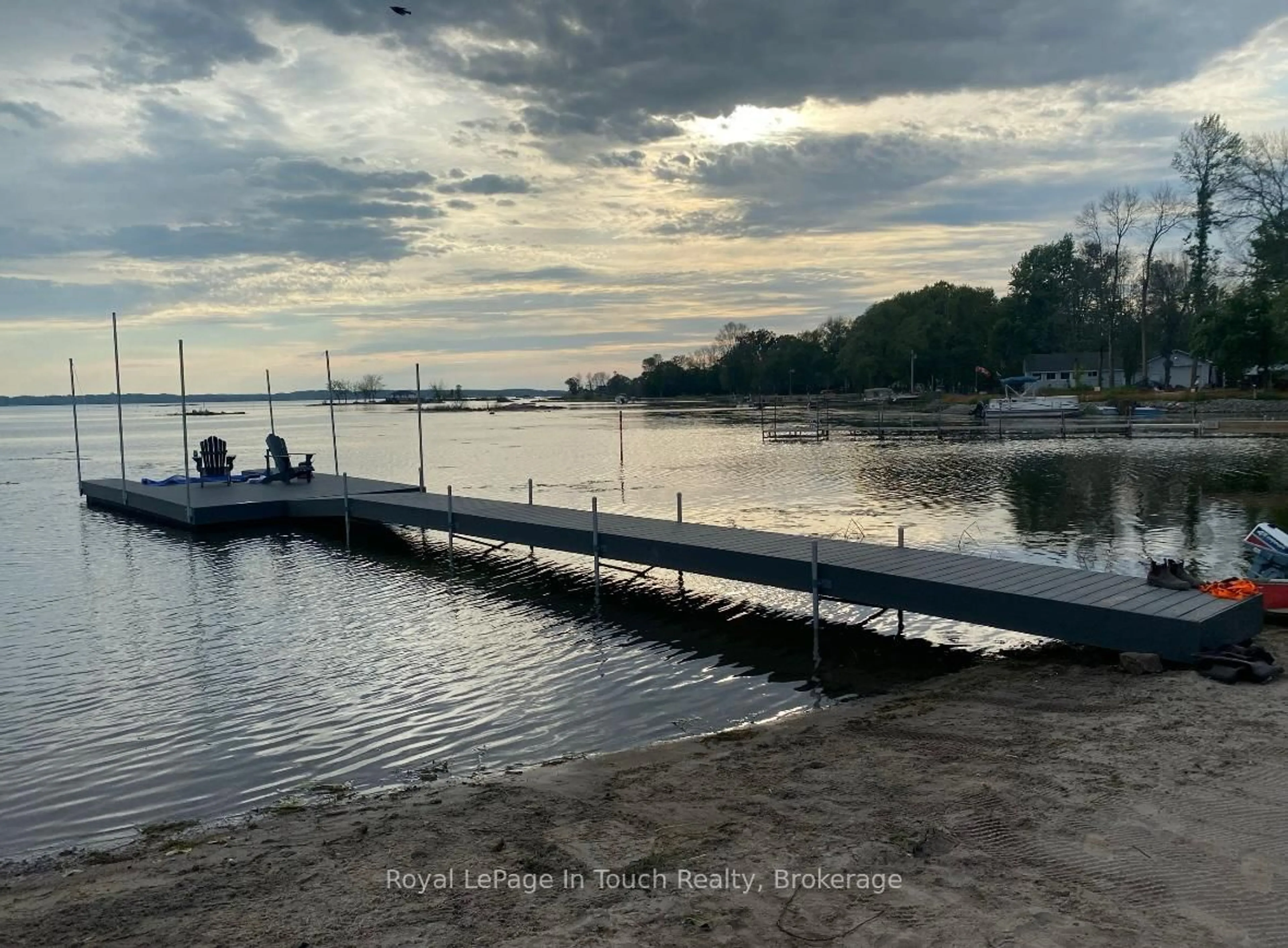 Unknown for 164 Duck Bay Rd, Tay Ontario L0K 2C0