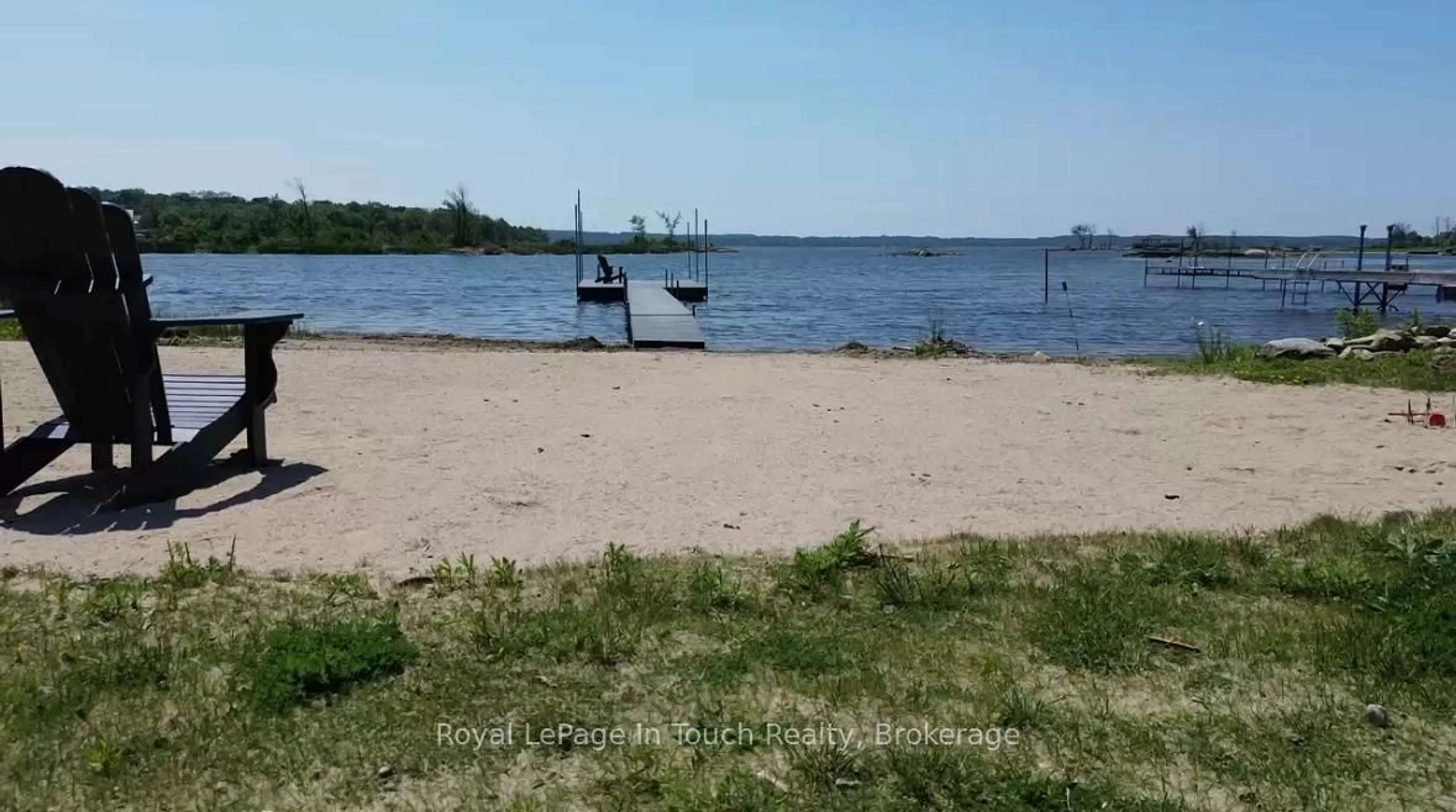 Blurry image for 164 Duck Bay Rd, Tay Ontario L0K 2C0