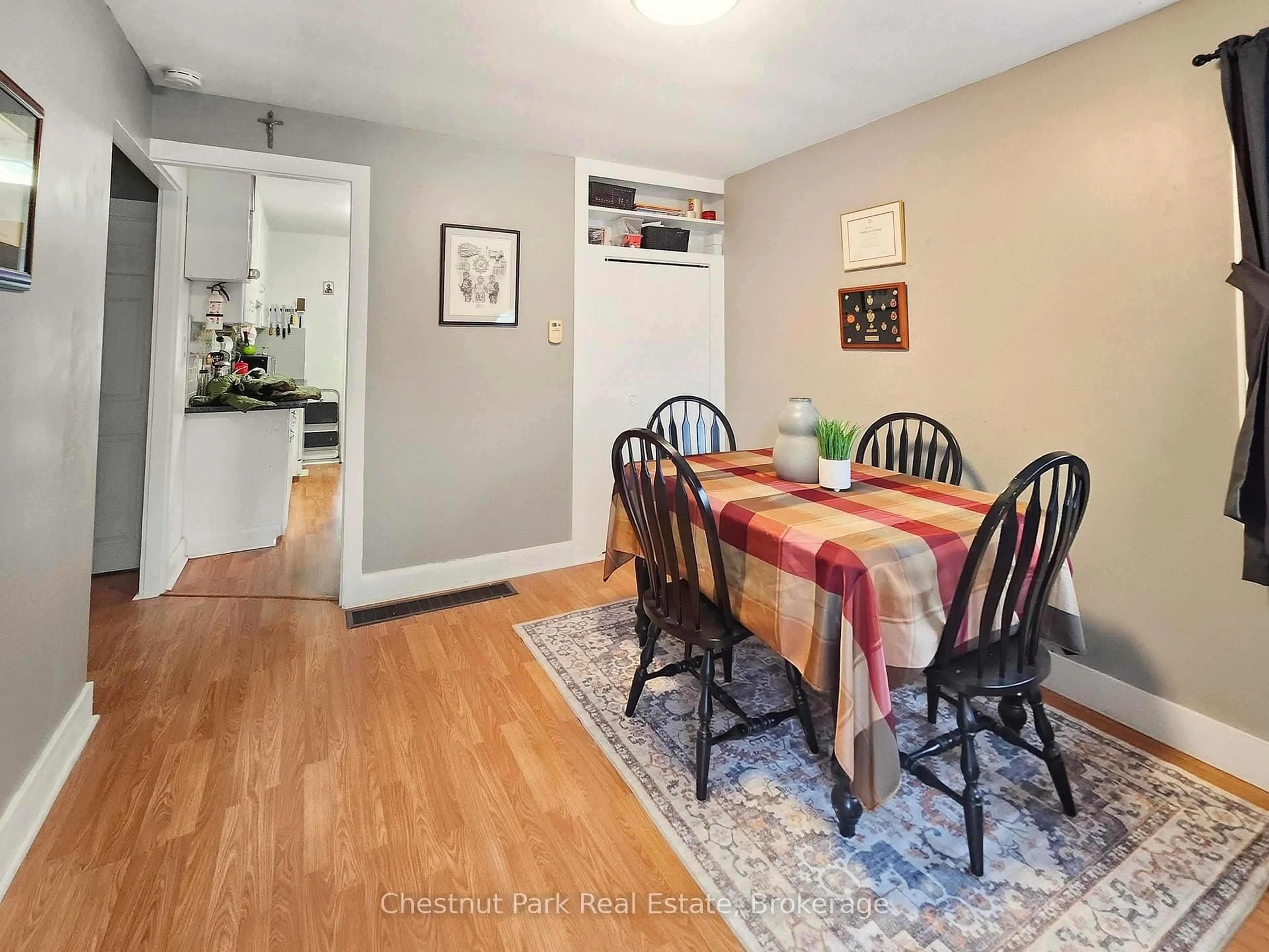 Dining room, unknown for 318 West St, Orillia Ontario L3V 5E2