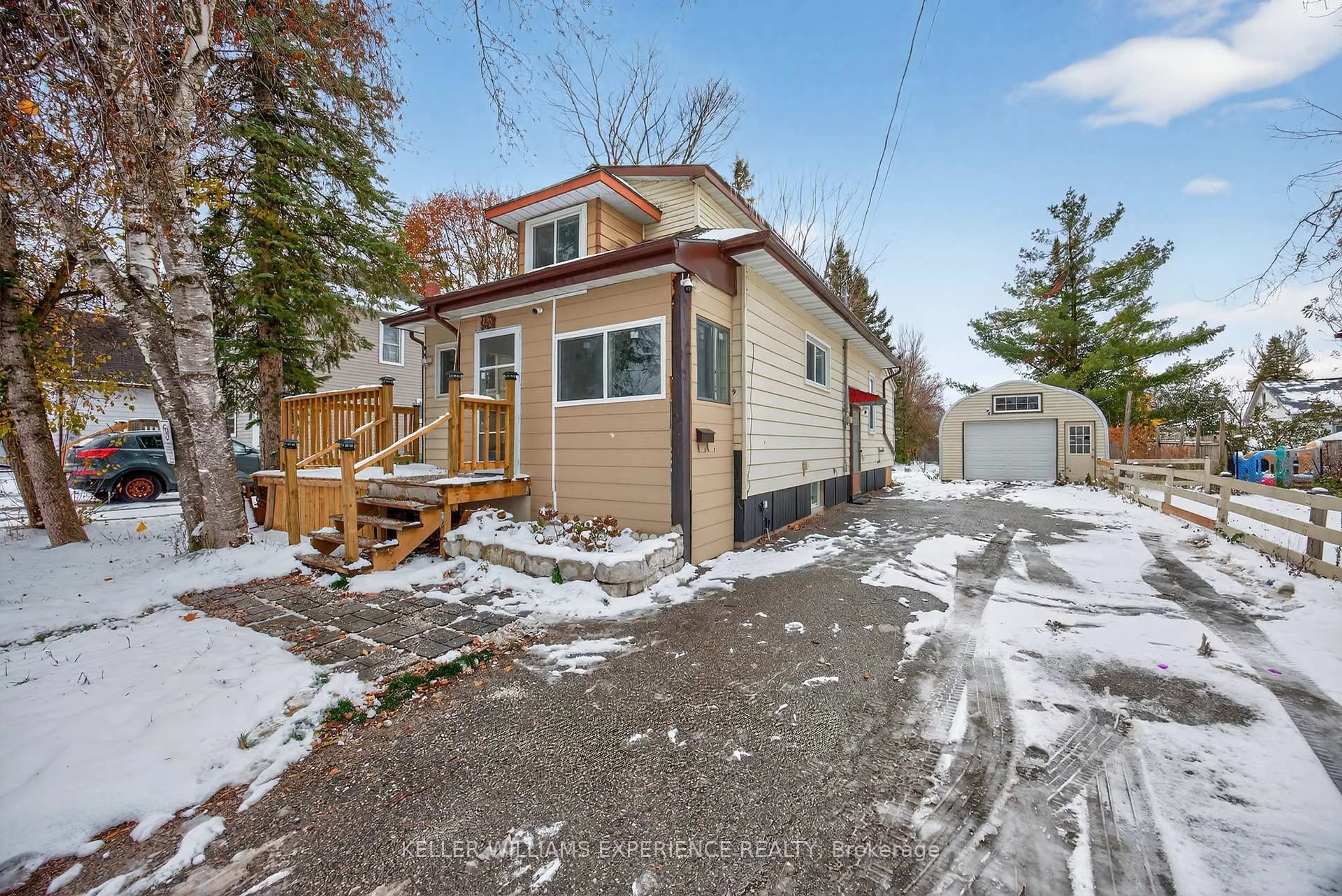 Unknown for 129 DUNLOP St, Orillia Ontario L3V 5P6