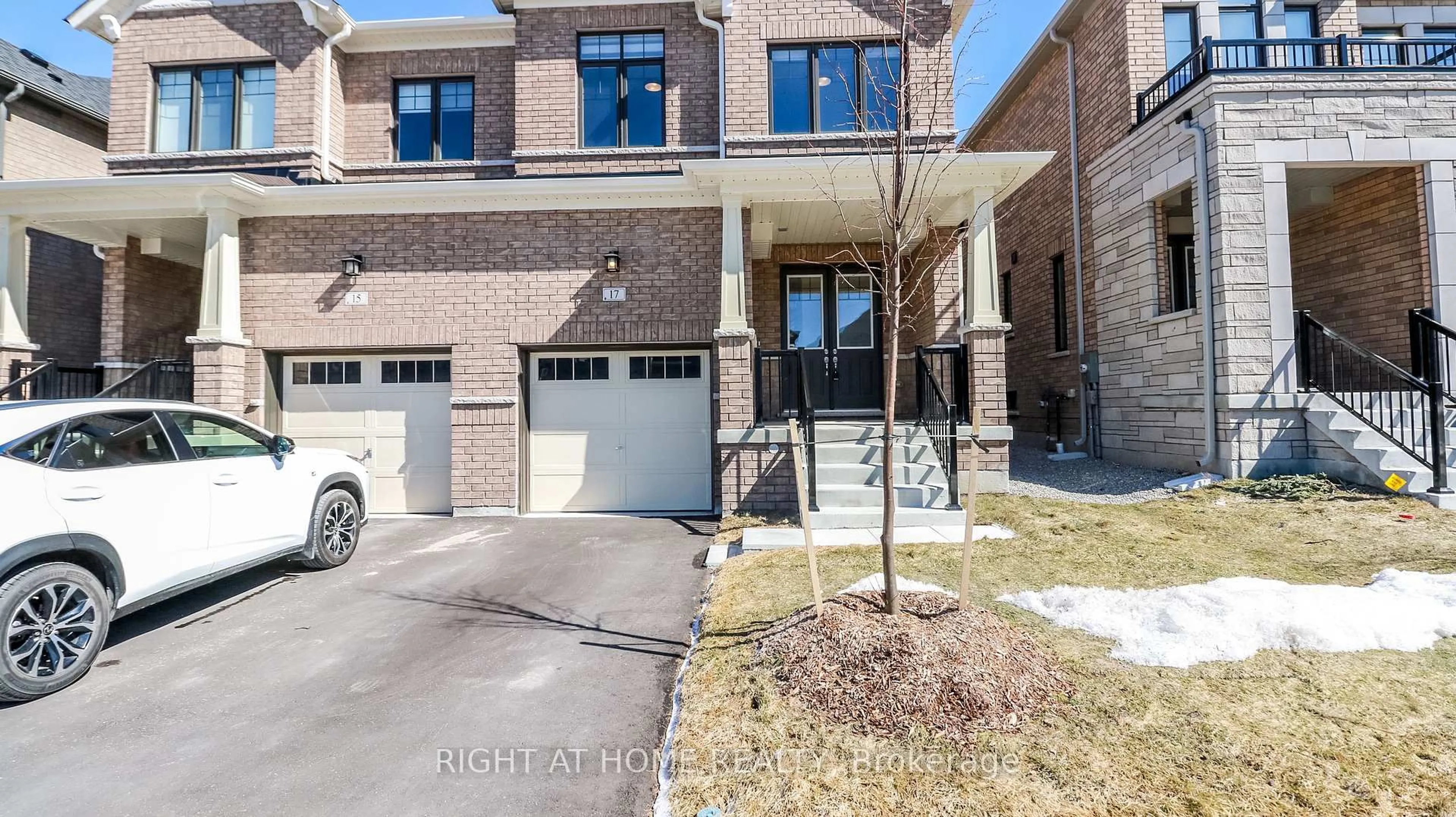 Home with brick exterior material, street for 17 Periwinkle Rd, Springwater Ontario L9X 2C8