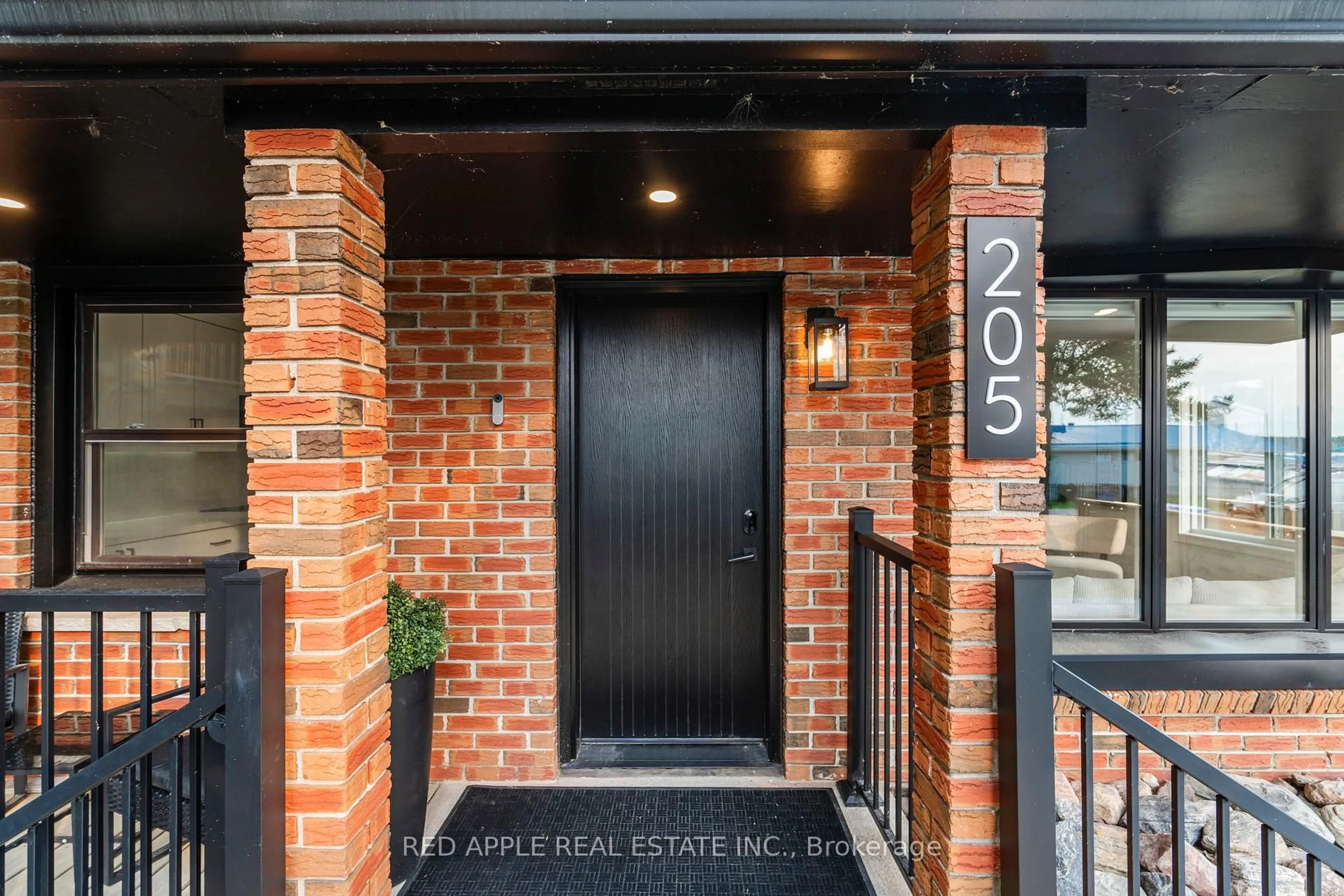 Unknown for 205 Hoyt Ave, Tay Ontario L0K 2A0