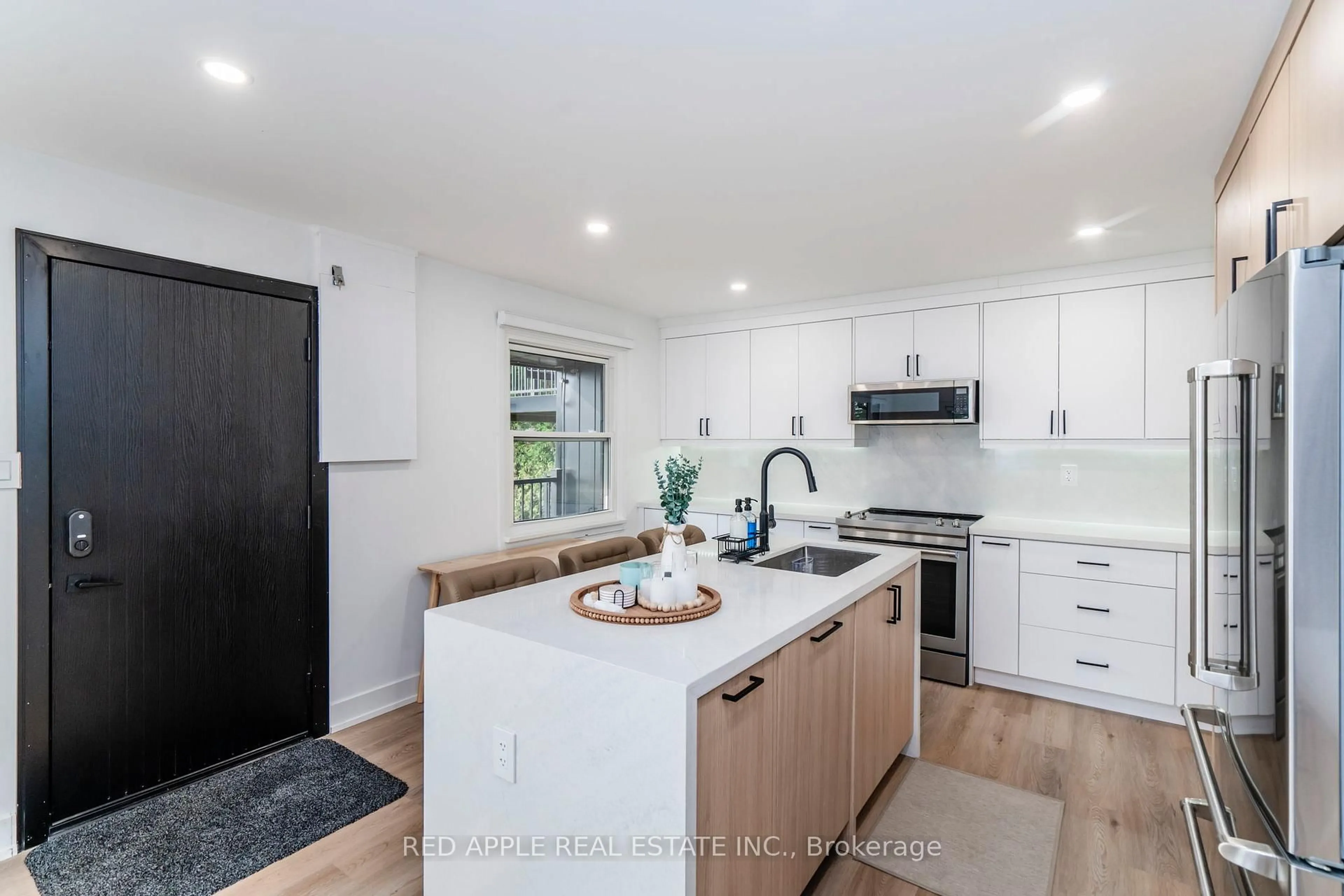 Open concept kitchen, unknown for 205 Hoyt Ave, Tay Ontario L0K 2A0