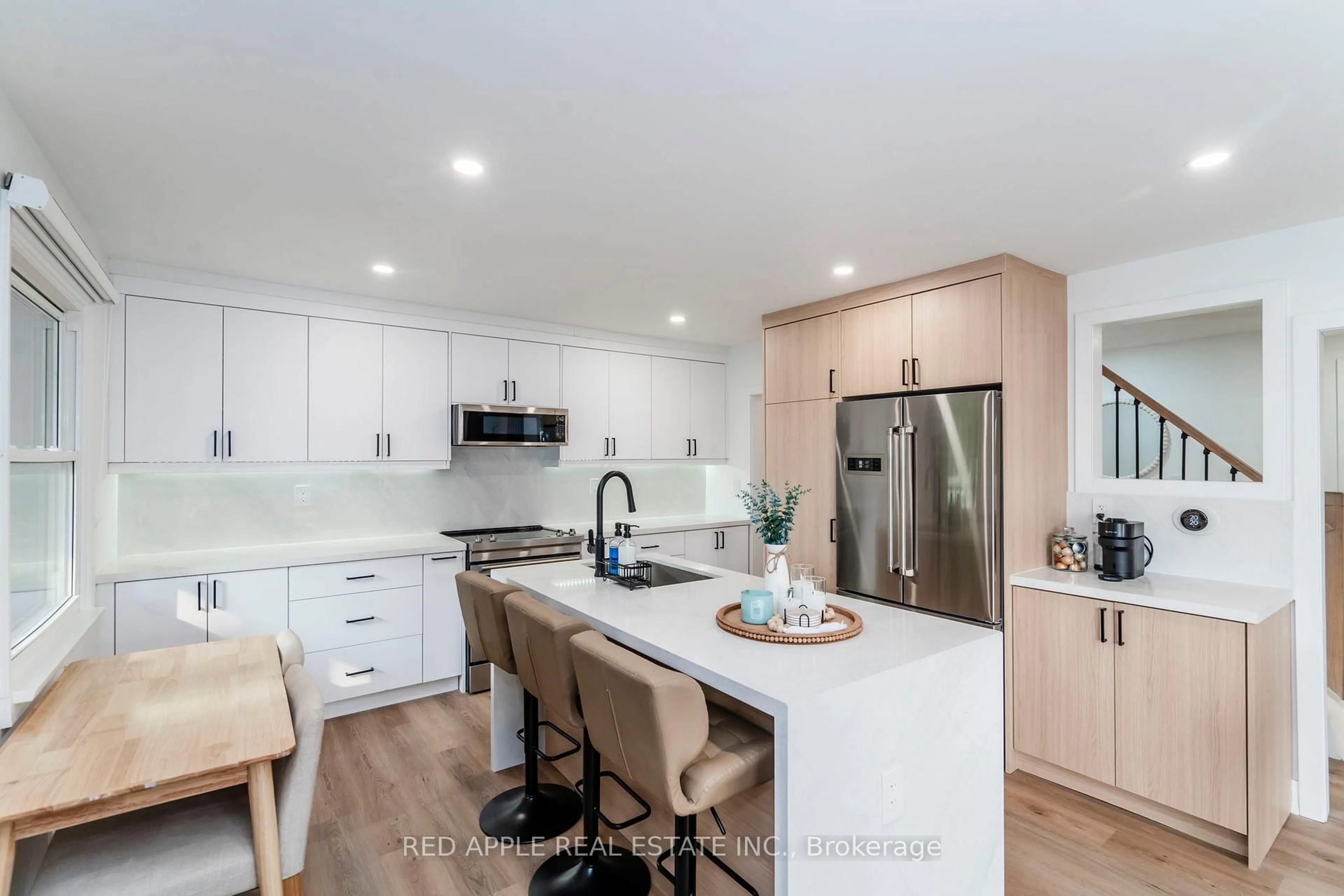 Open concept kitchen, unknown for 205 Hoyt Ave, Tay Ontario L0K 2A0