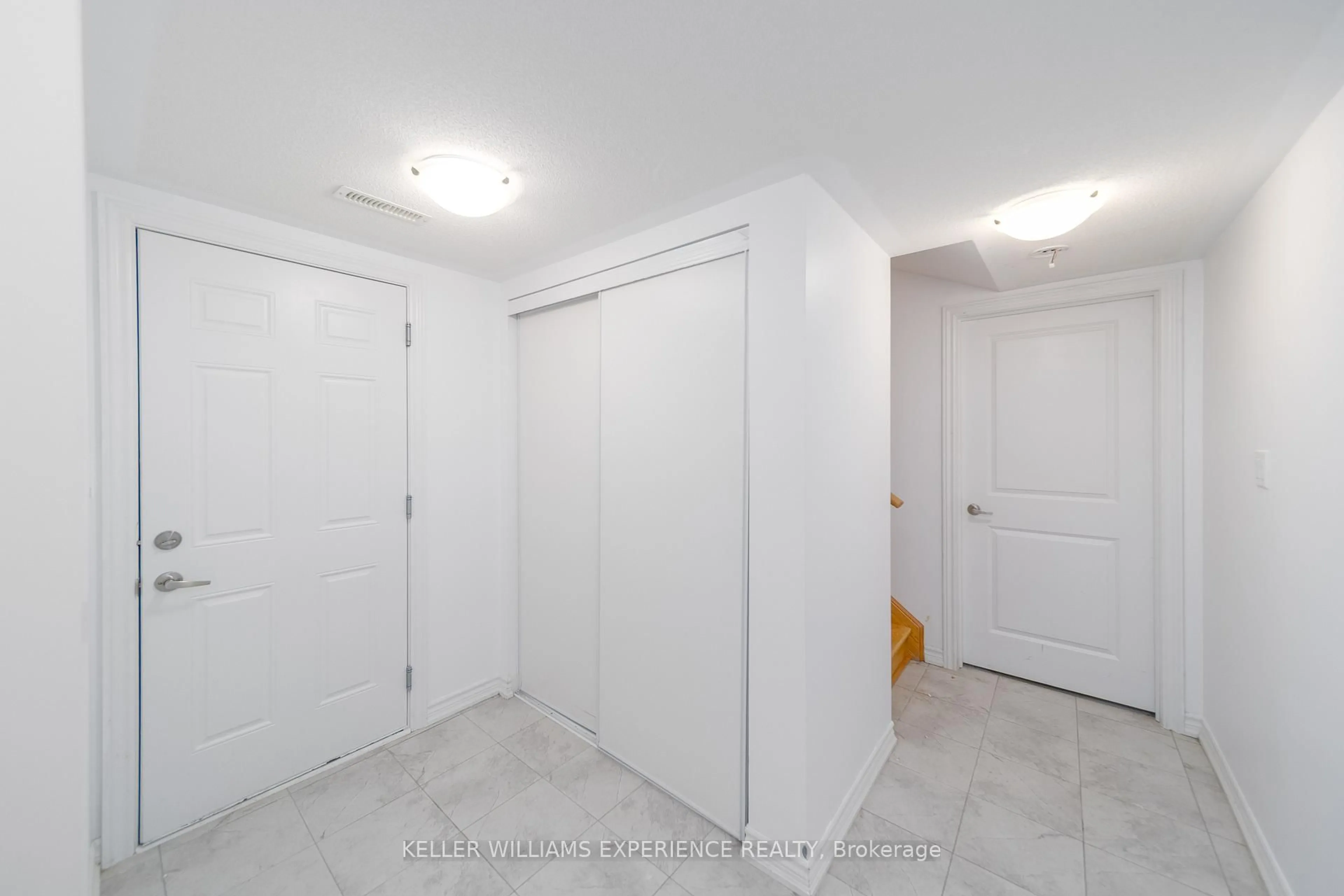 Unknown for 25 Tobias Lane, Barrie Ontario L9J 0T8