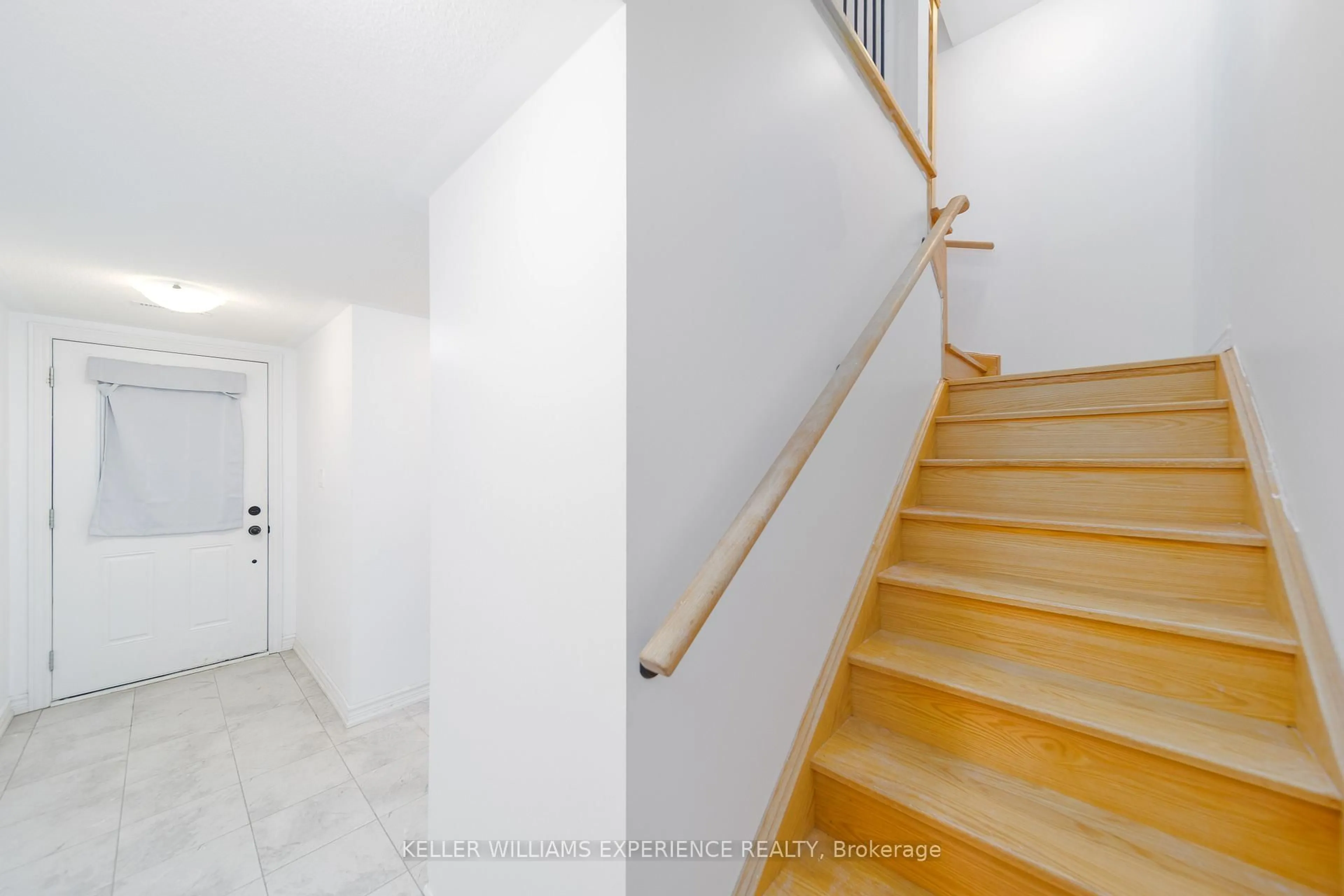 Unknown for 25 Tobias Lane, Barrie Ontario L9J 0T8