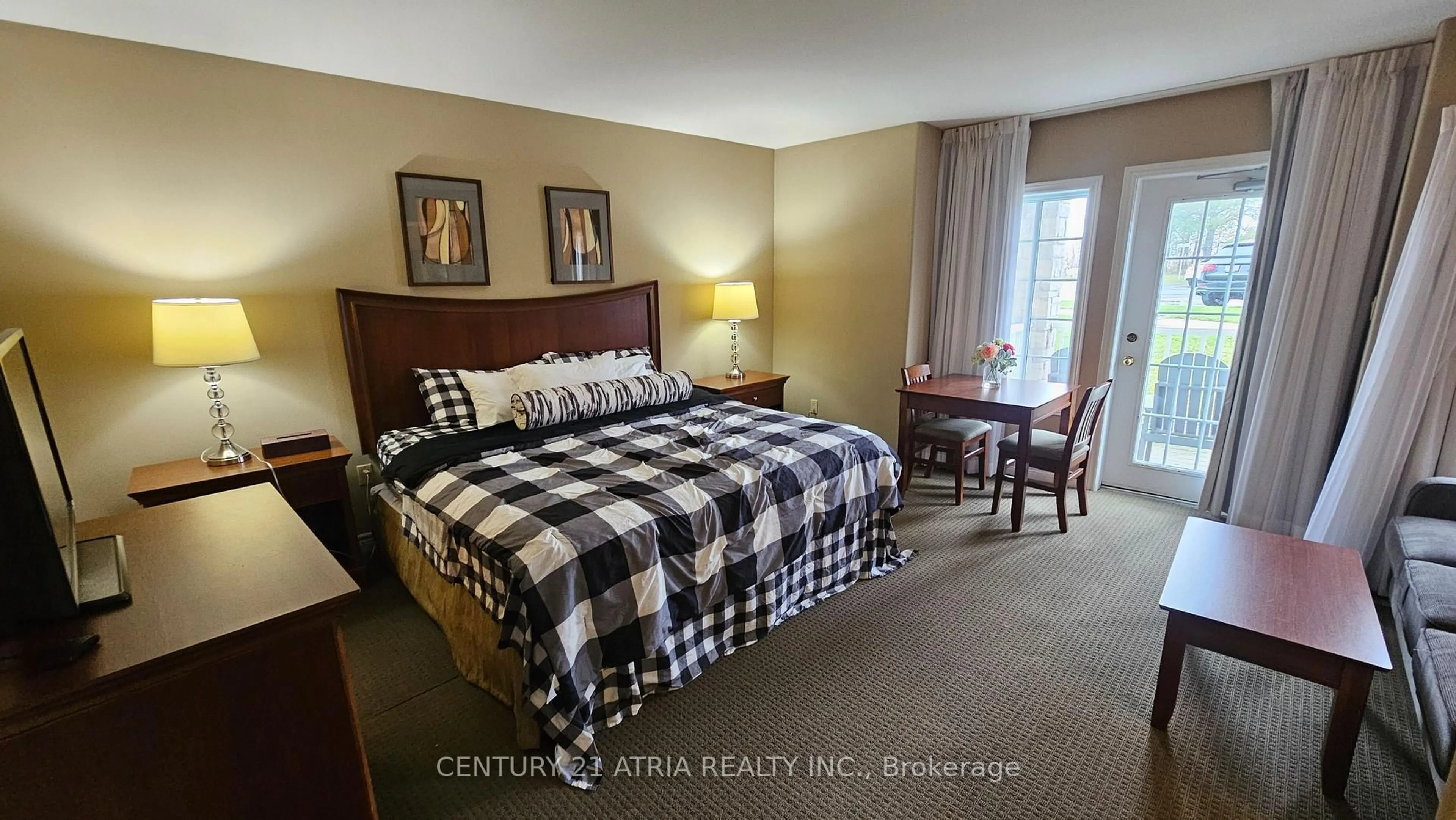 A pic of a room for 90 Highland Dr #2074/75, Oro-Medonte Ontario L0L 2L0