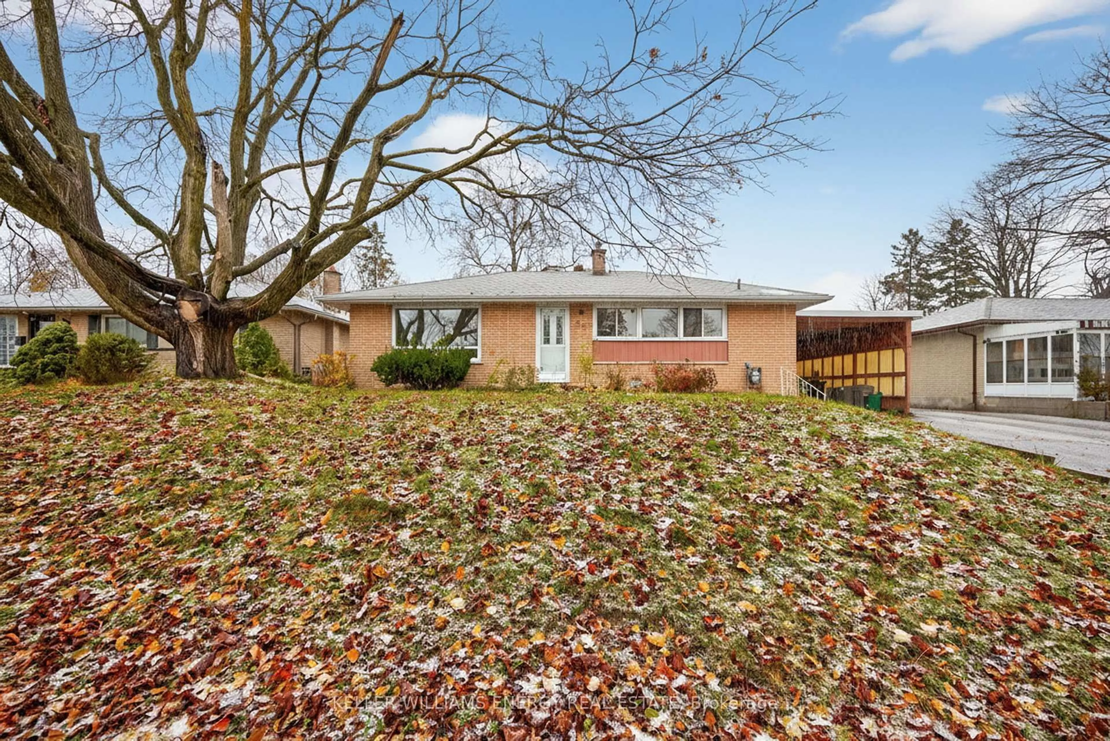 Unknown for 76 Rose St, Barrie Ontario L4M 2T2