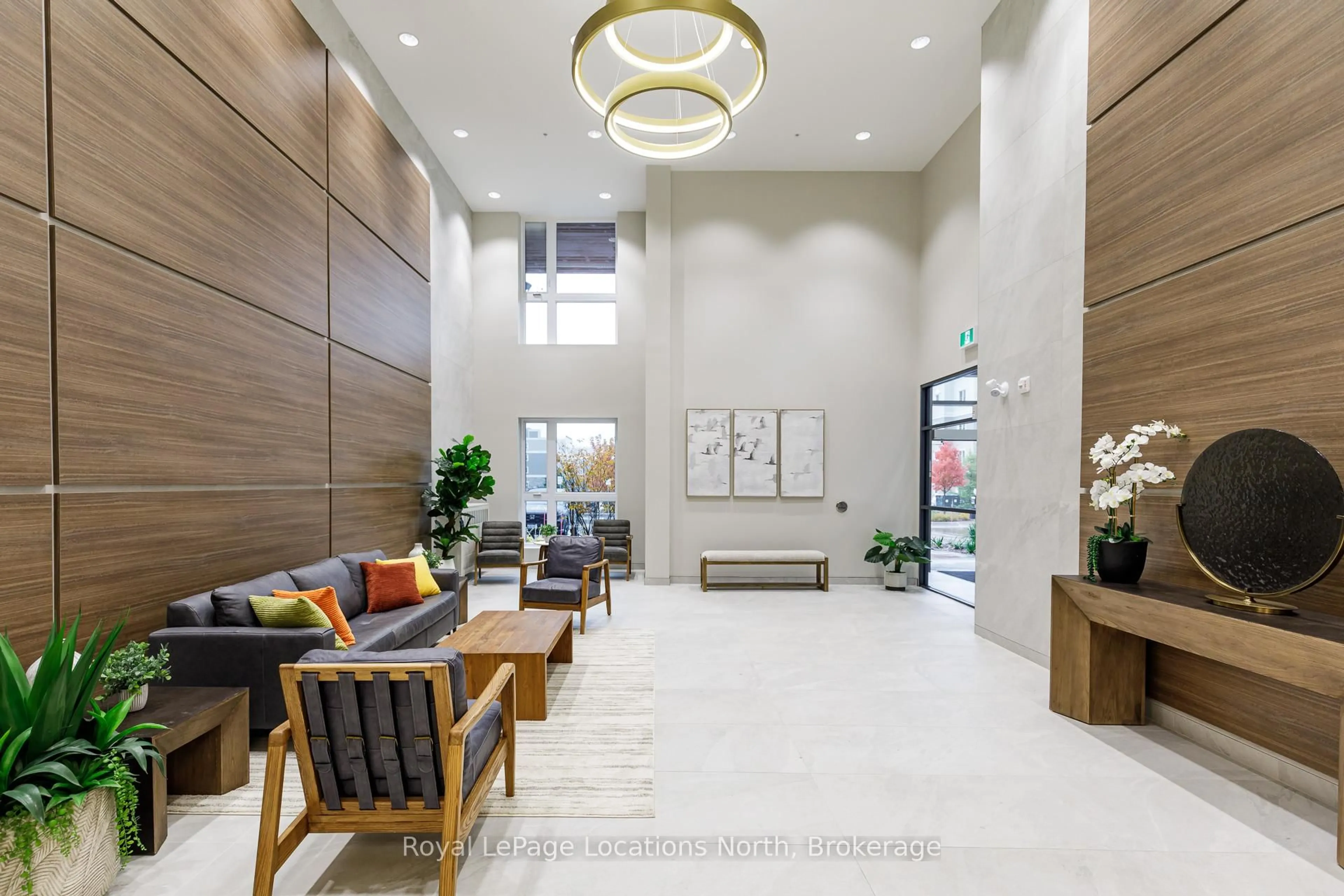 Lobby for 4 Kimberly Lane #509, Collingwood Ontario L9Y 5B4