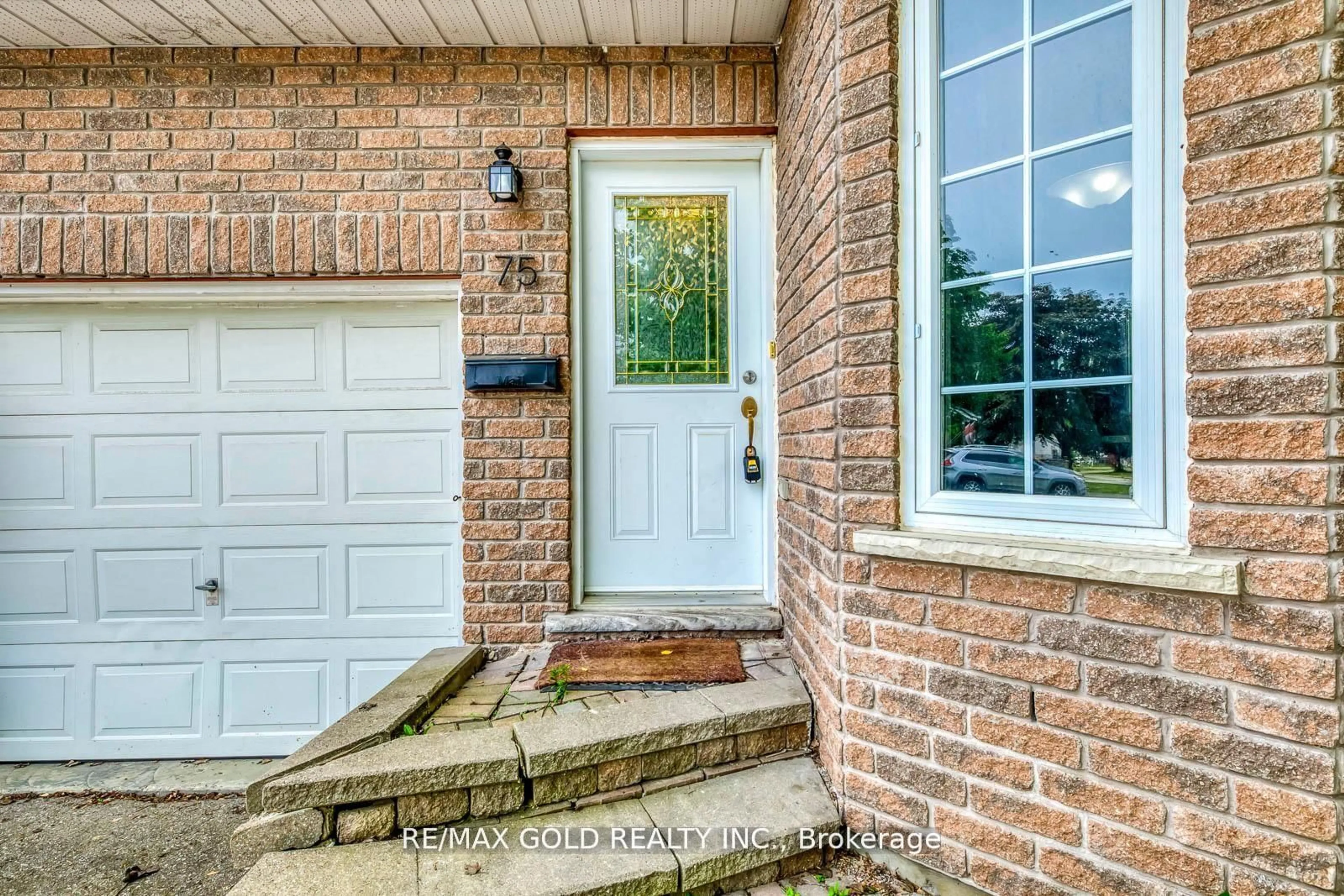 Unknown for 75 Campbell Ave, Barrie Ontario L4N 2T2