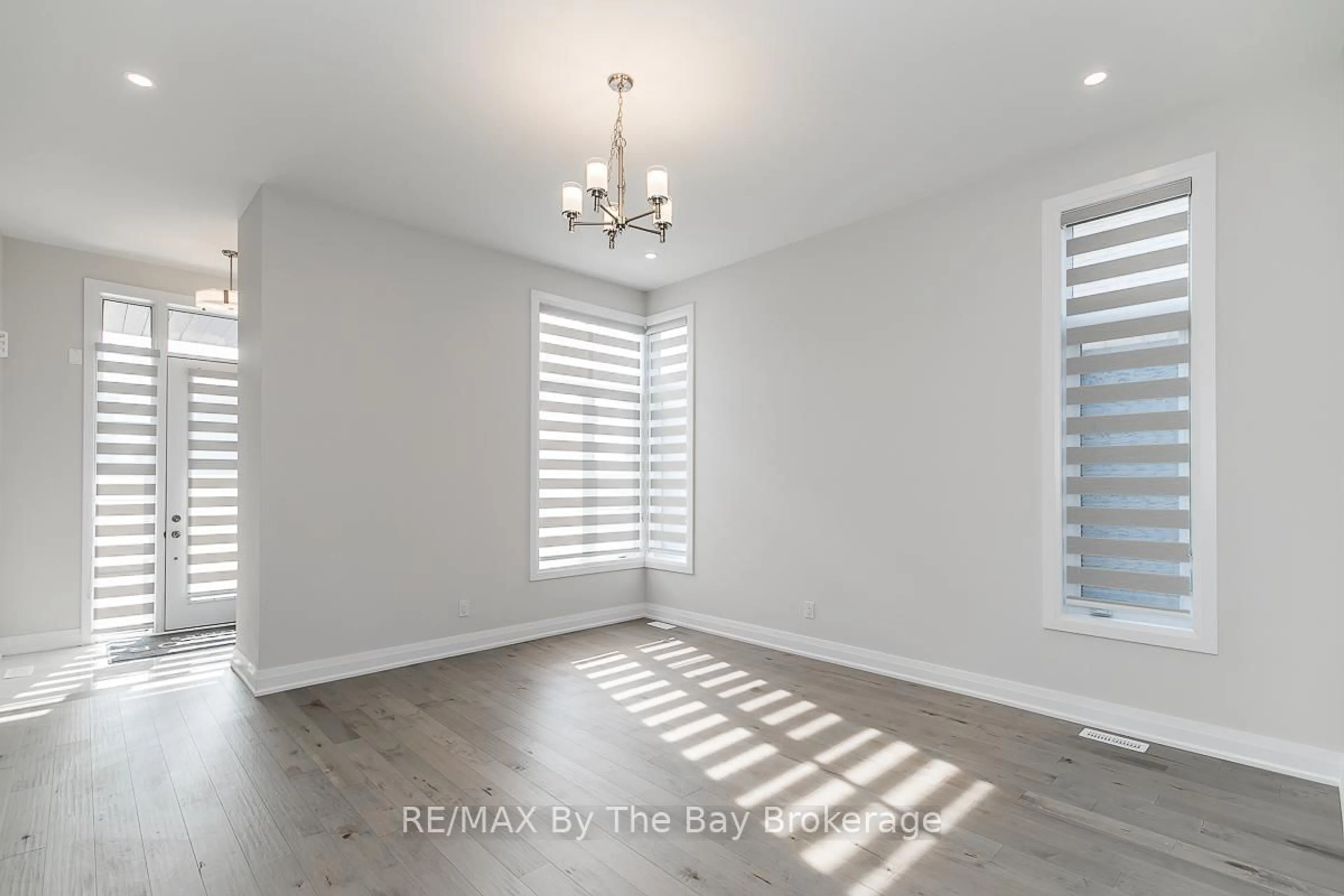 A pic of a room for 5 Rosanne Circ, Wasaga Beach Ontario L9Z 0N4