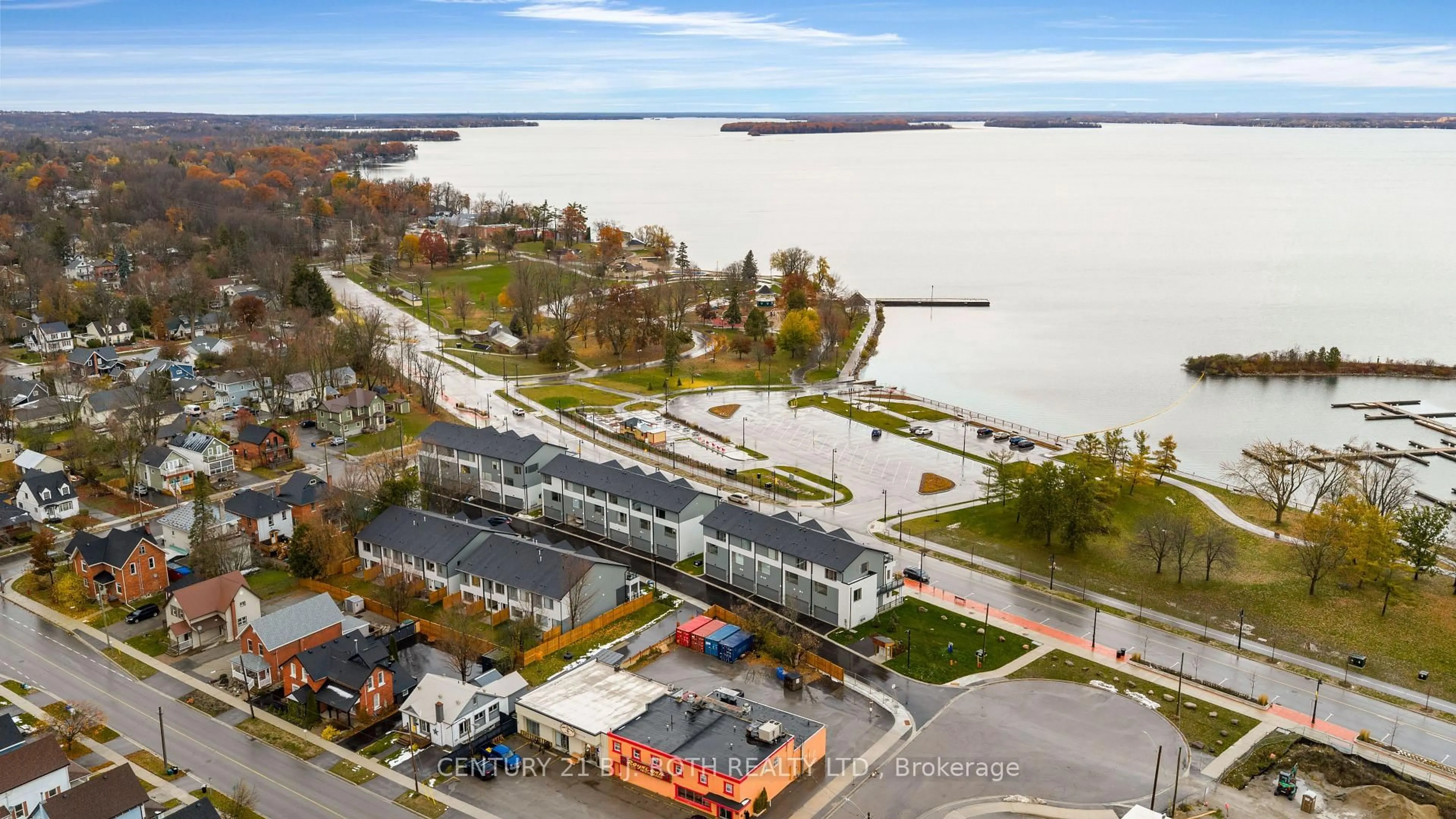 A pic from outside/outdoor area/front of a property/back of a property/a pic from drone, water/lake/river/ocean view for 89 Lightfoot Dr, Orillia Ontario L3V 7L8