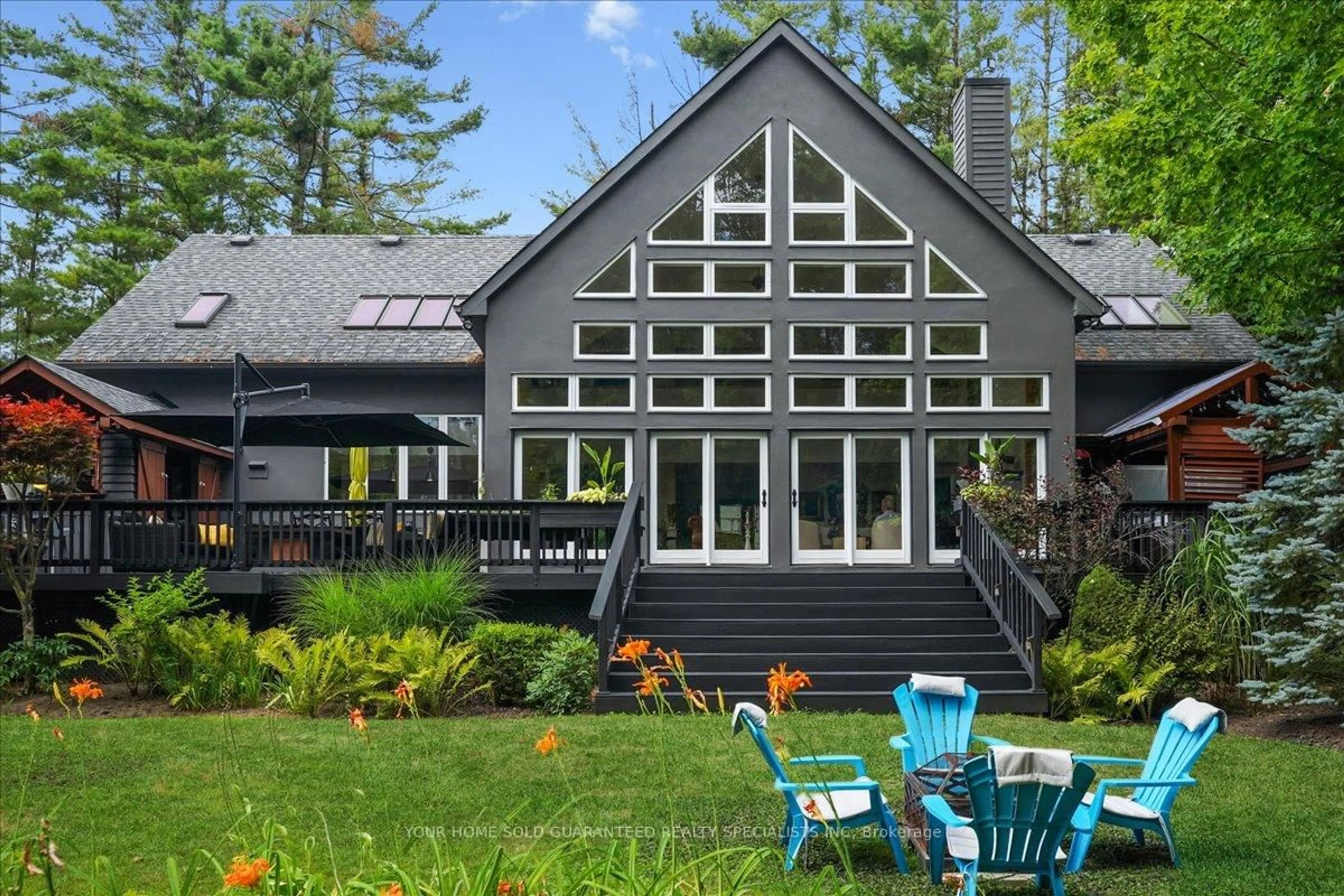 Home with vinyl exterior material, unknown for 17 Highland Dr, Oro-Medonte Ontario L0L 2L0