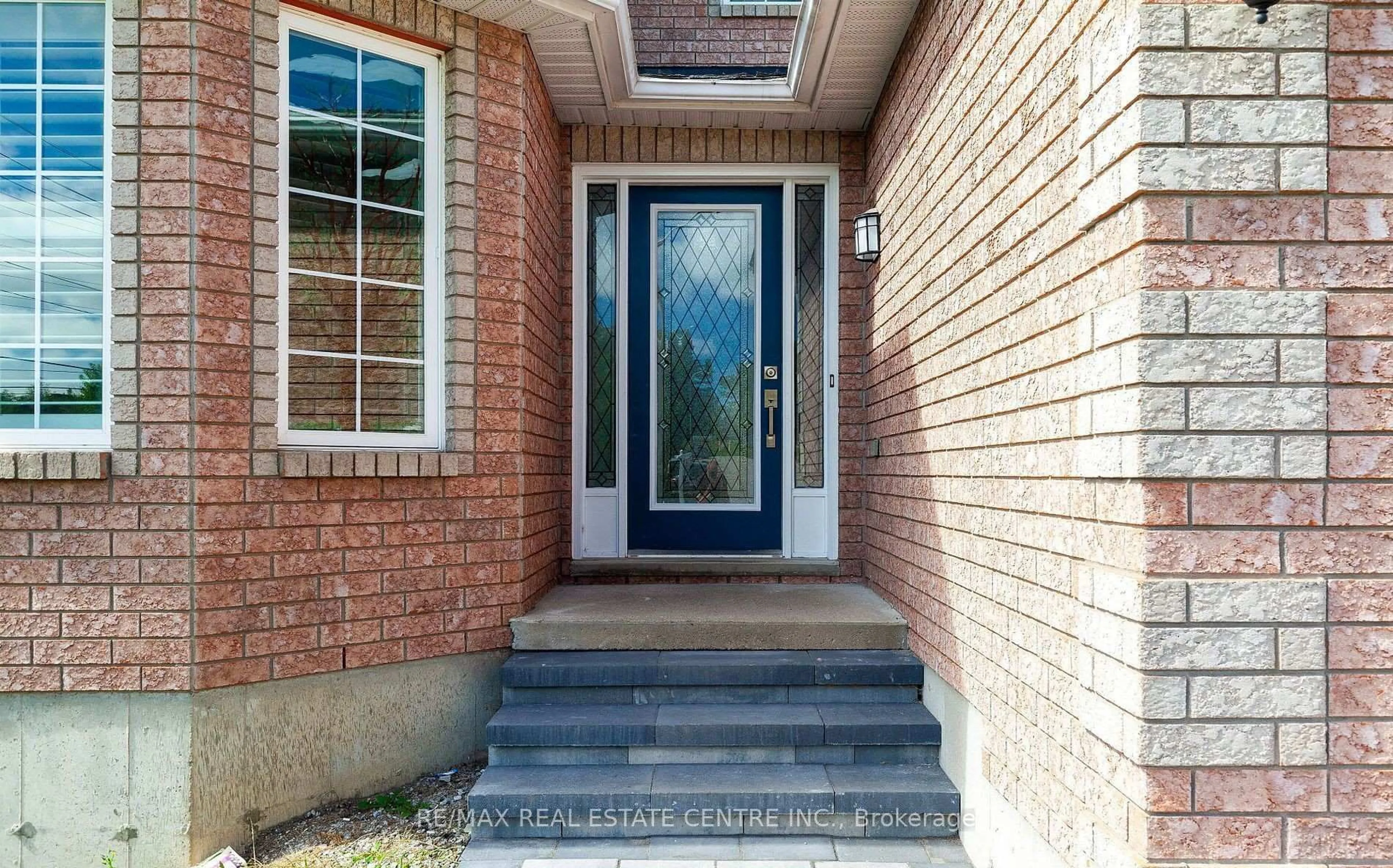 Unknown for 11 Priscilla's Pl, Barrie Ontario L4N 5X4