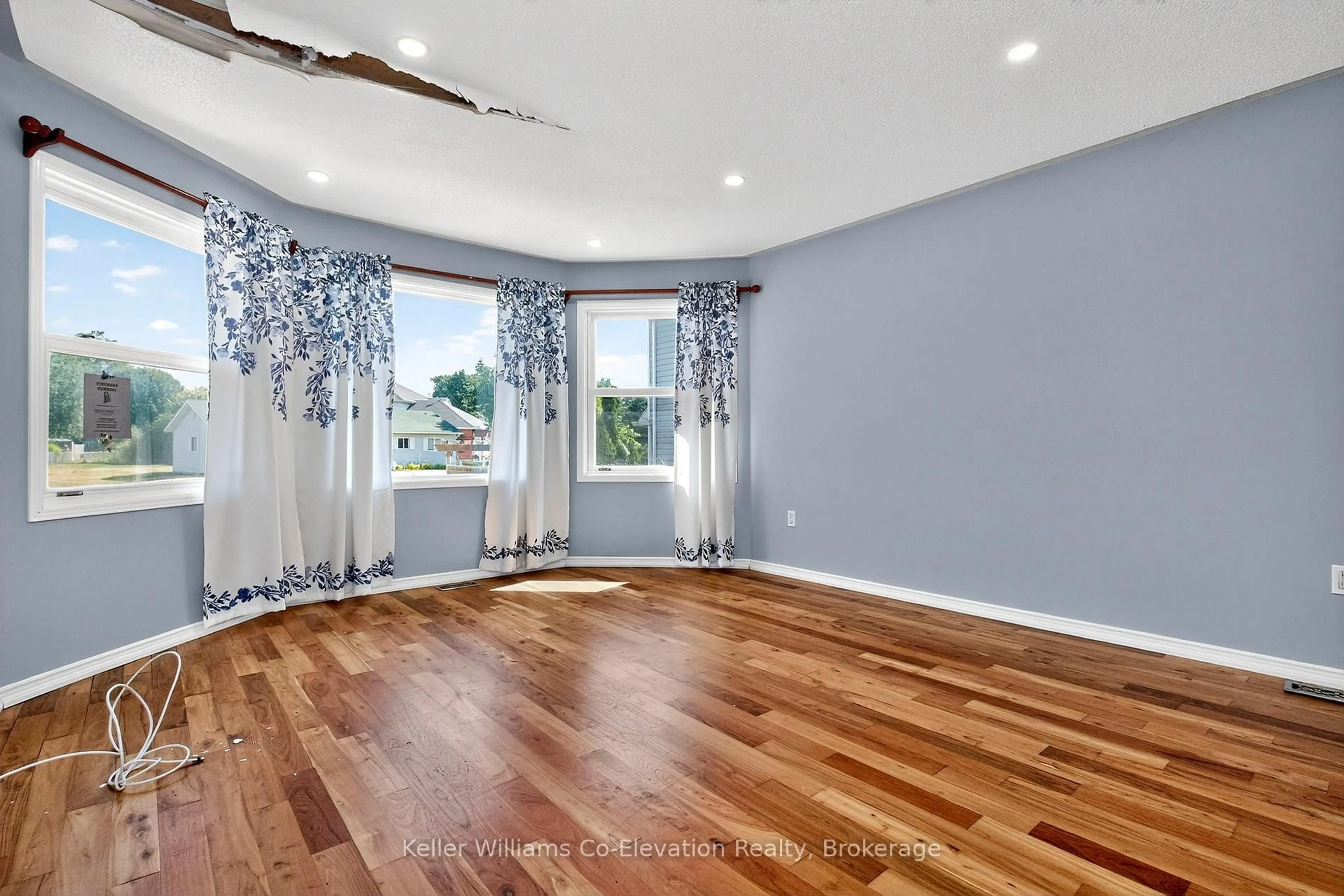 A pic of a room for 8 Bridle Rd, Penetanguishene Ontario L9M 1J5