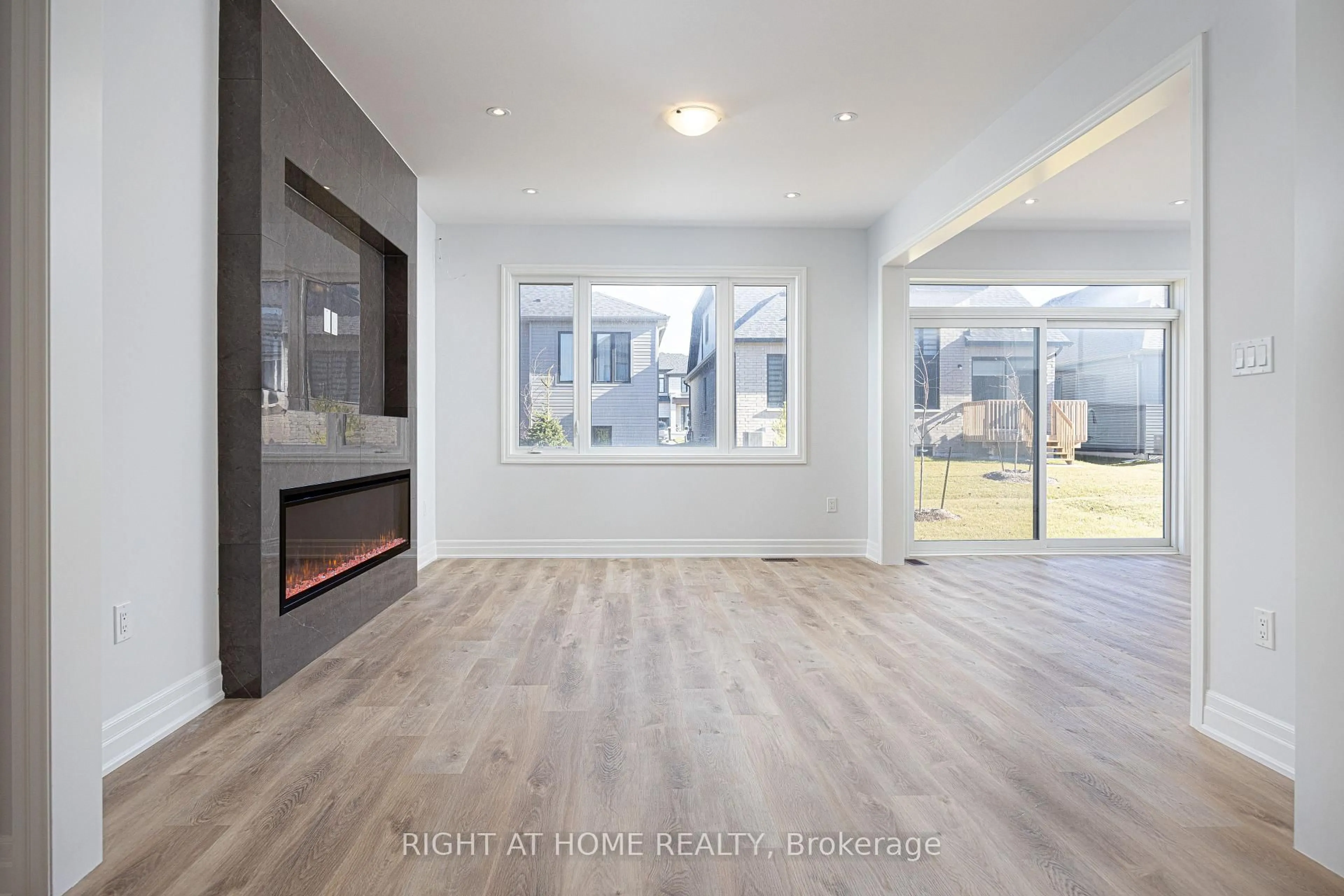 Unknown for 8 Nicort Rd, Wasaga Beach Ontario L9Z 0N4